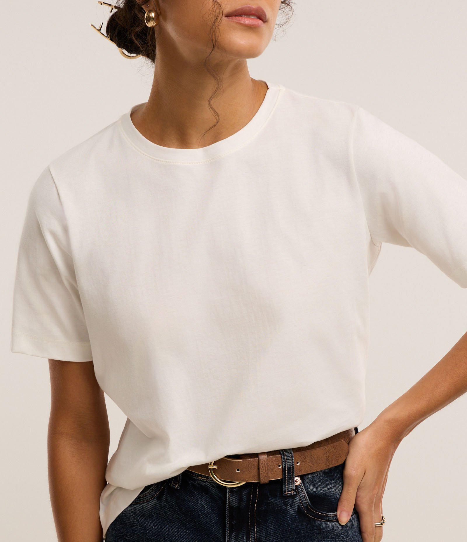 Camiseta Básica em Cotton com Gola Redonda Branco 4