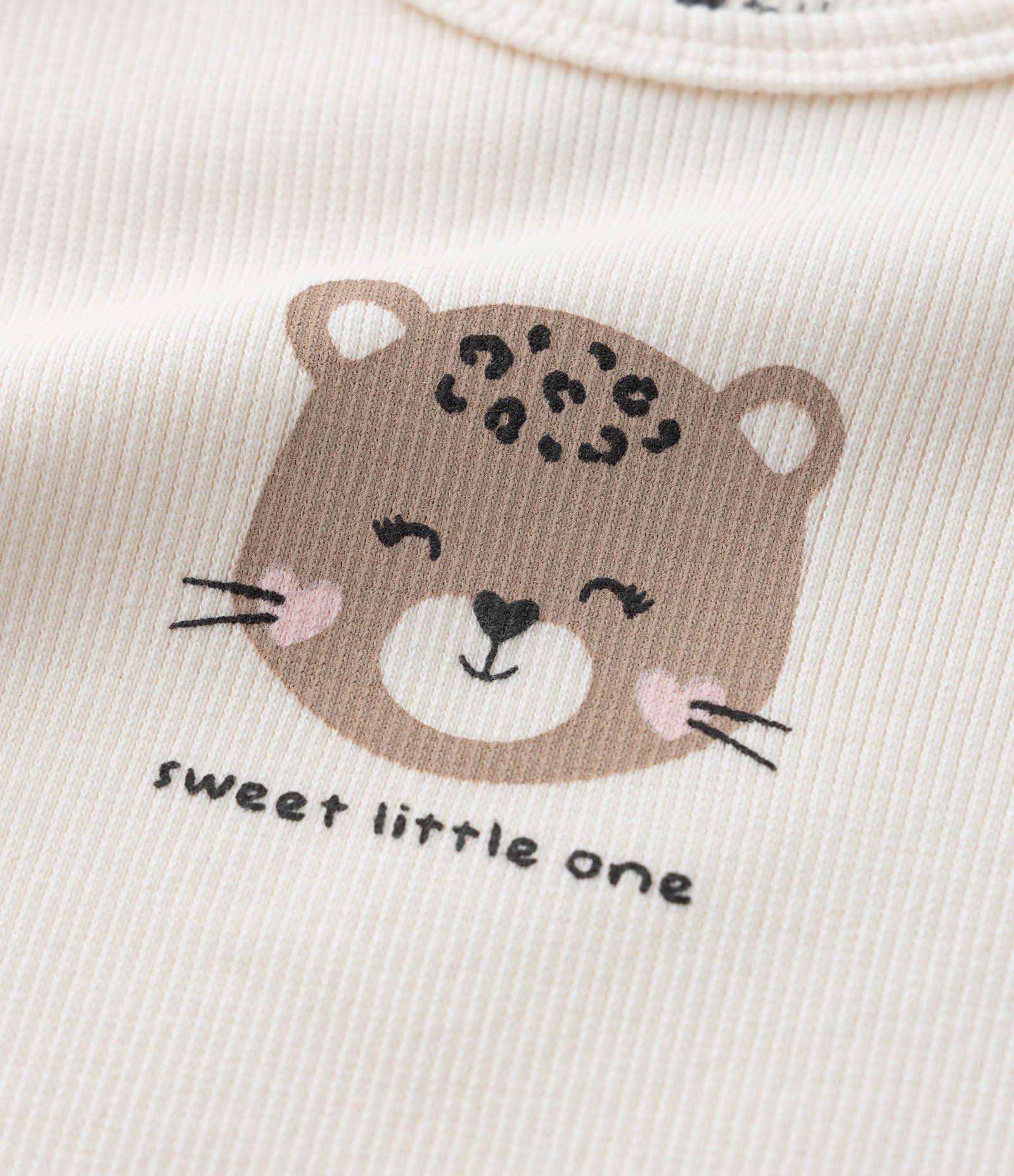 Kit 03 Bodies Infantis com Estampa Oncinha - Tam RN a 18 meses Preto/Bege 5