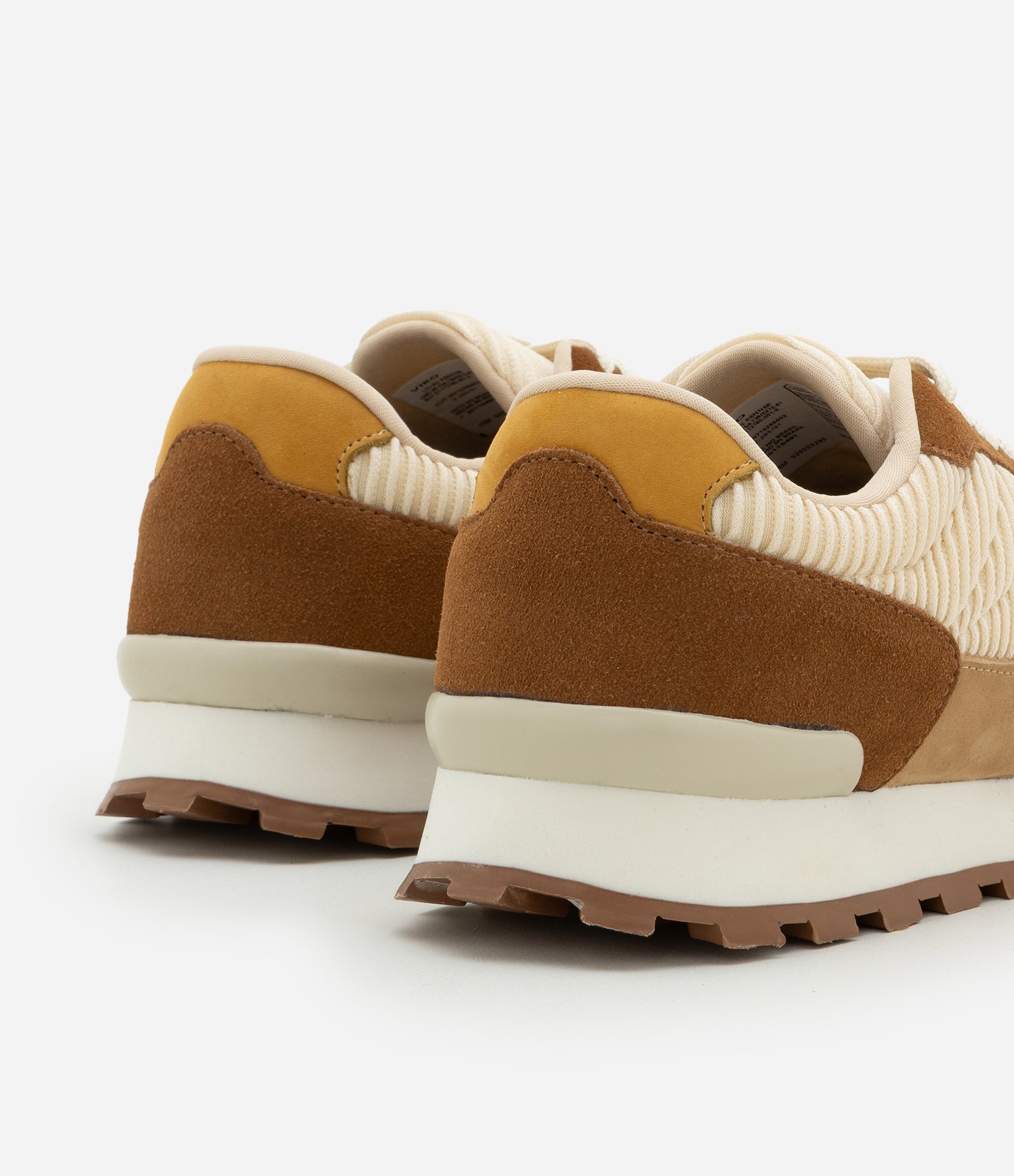 Tênis Jogging em Material Sintético com Textura Marrom 6