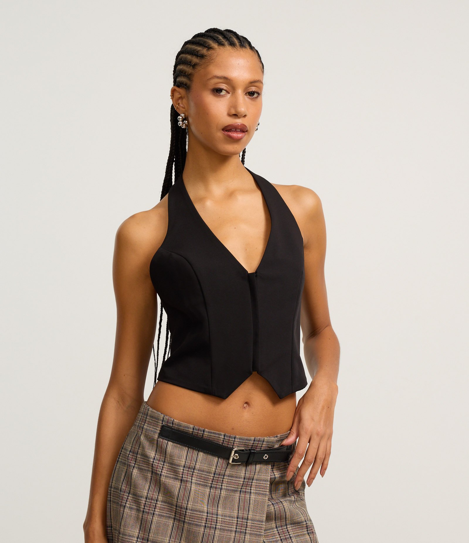 Colete Frente Única Alfaiatado com Amarração nas Costas Preto 1