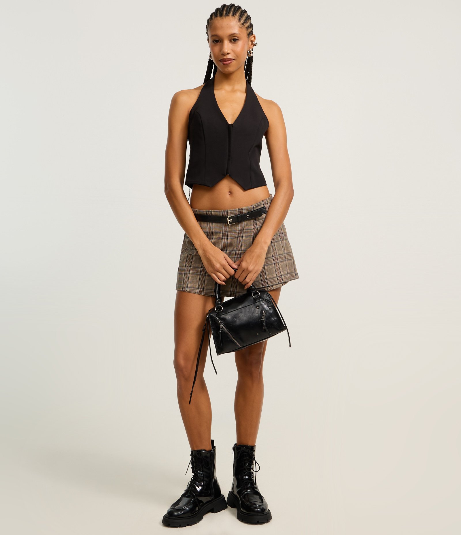 Colete Frente Única Alfaiatado com Amarração nas Costas Preto 2