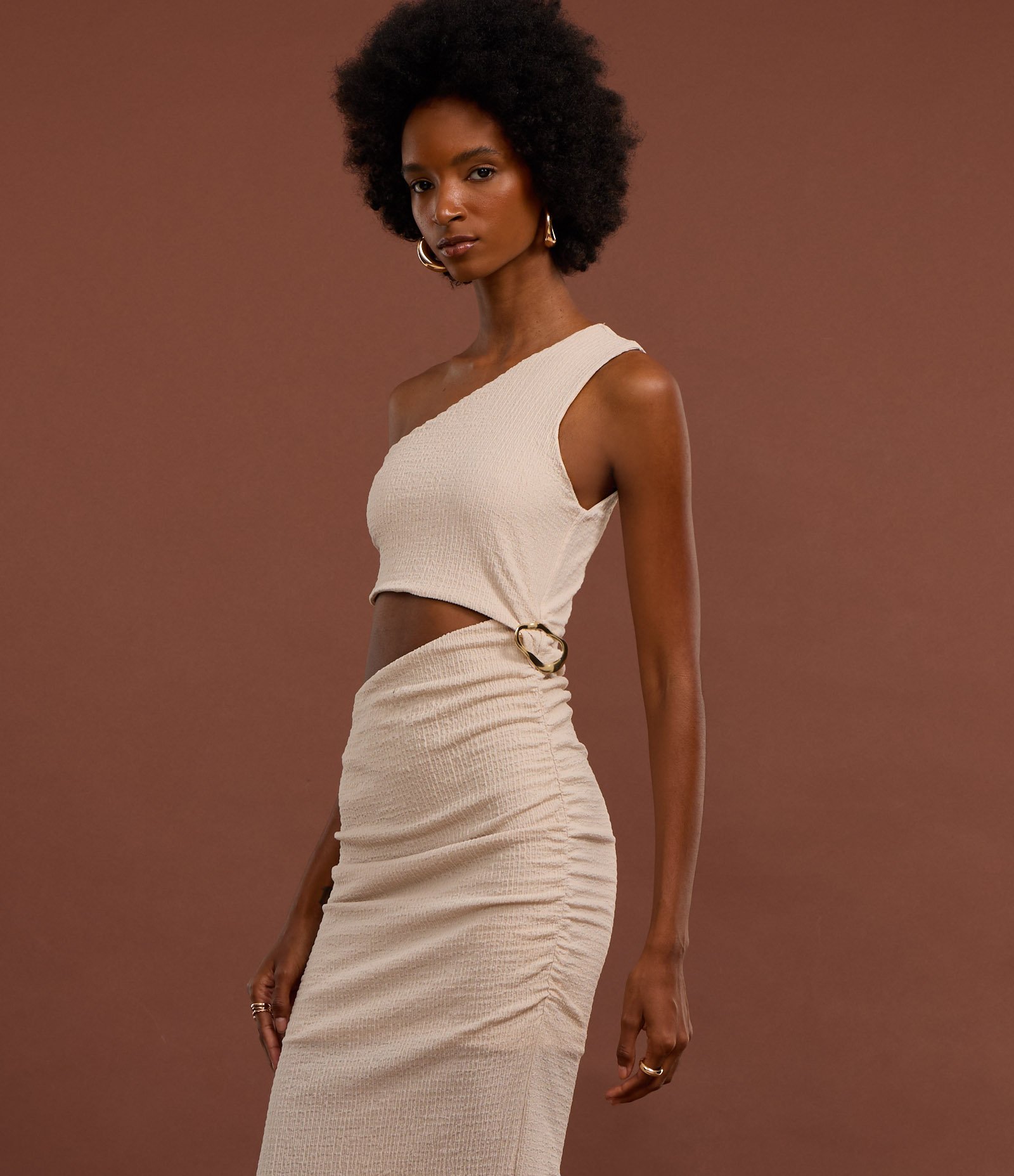 Vestido New Midi com Textura e Recorte Cut Out Bege 3