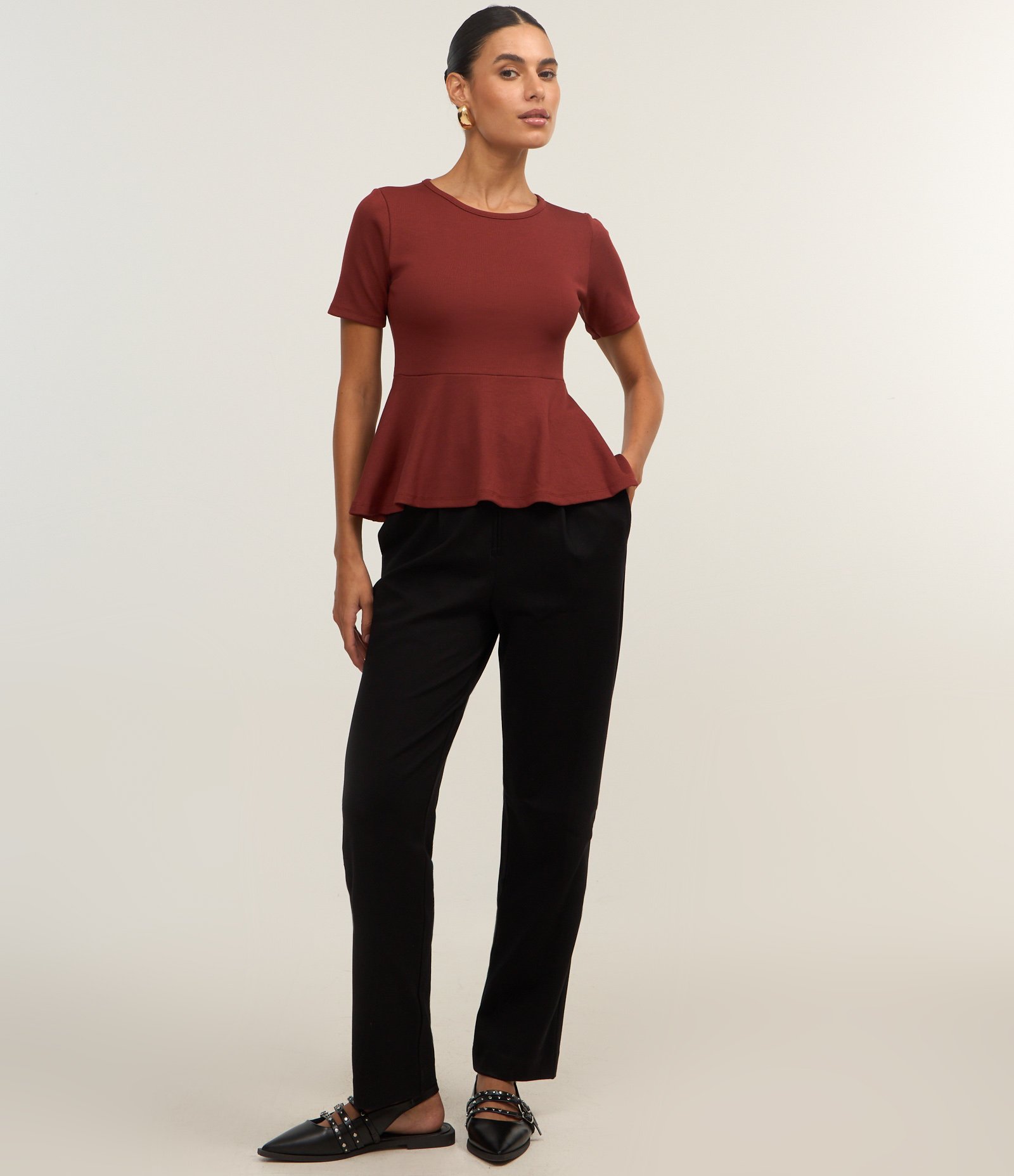 Blusa Peplum em Ribana com Babado na Barra Marrom 2