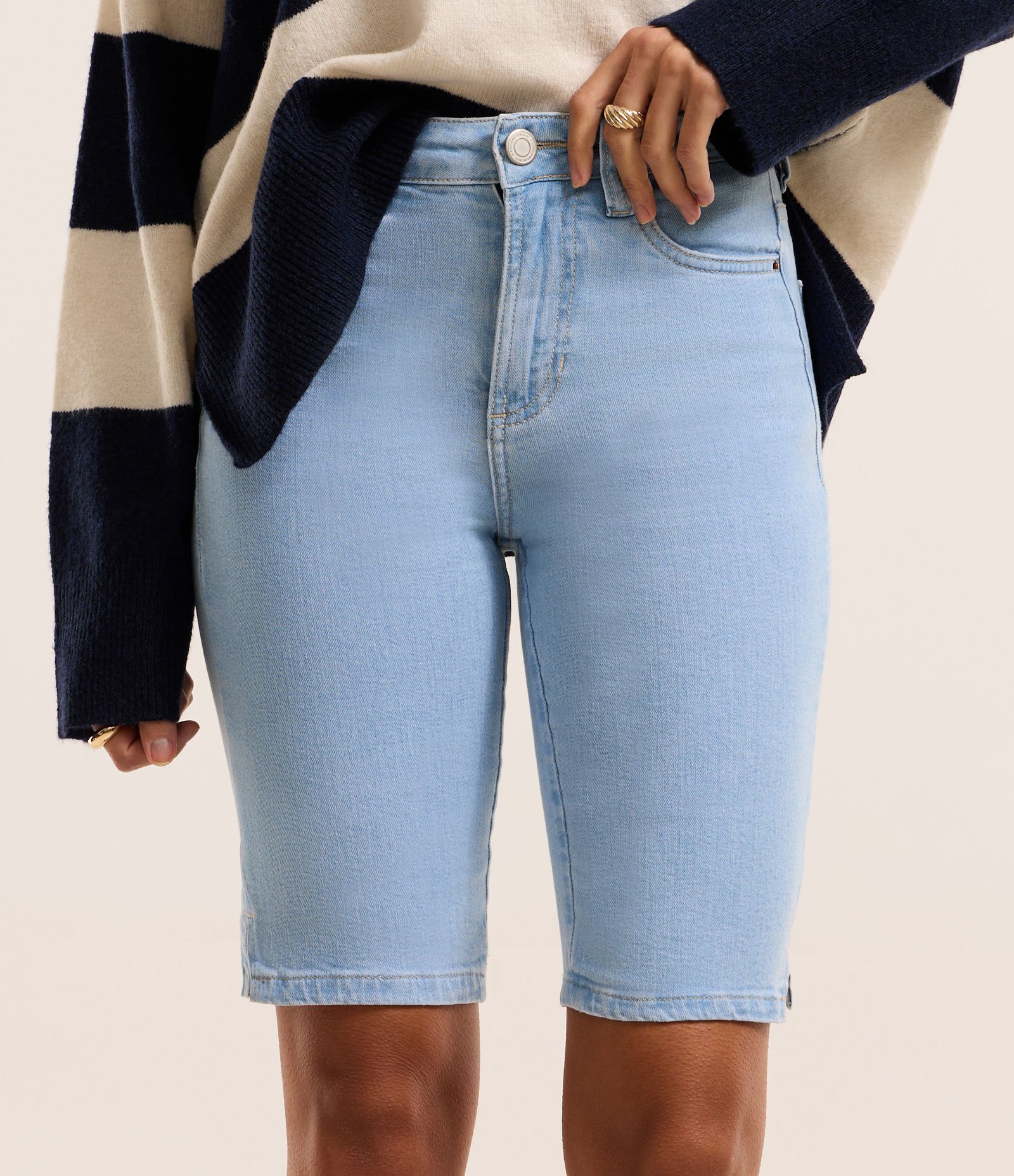 Bermuda New Ciclista em Jeans Azul Claro 3