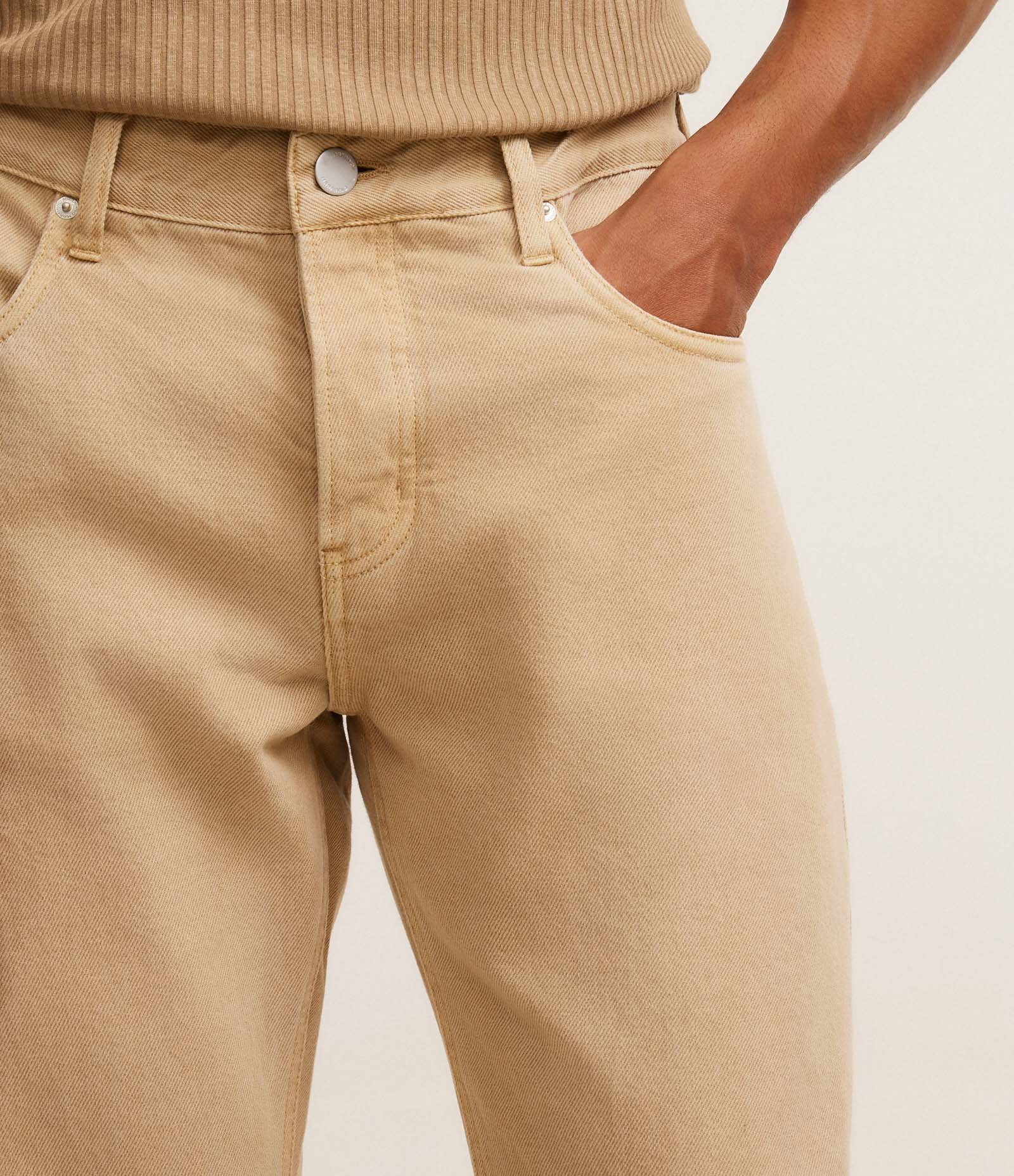 Calça Jeans Slim com Lavagem Estonada Bege 3