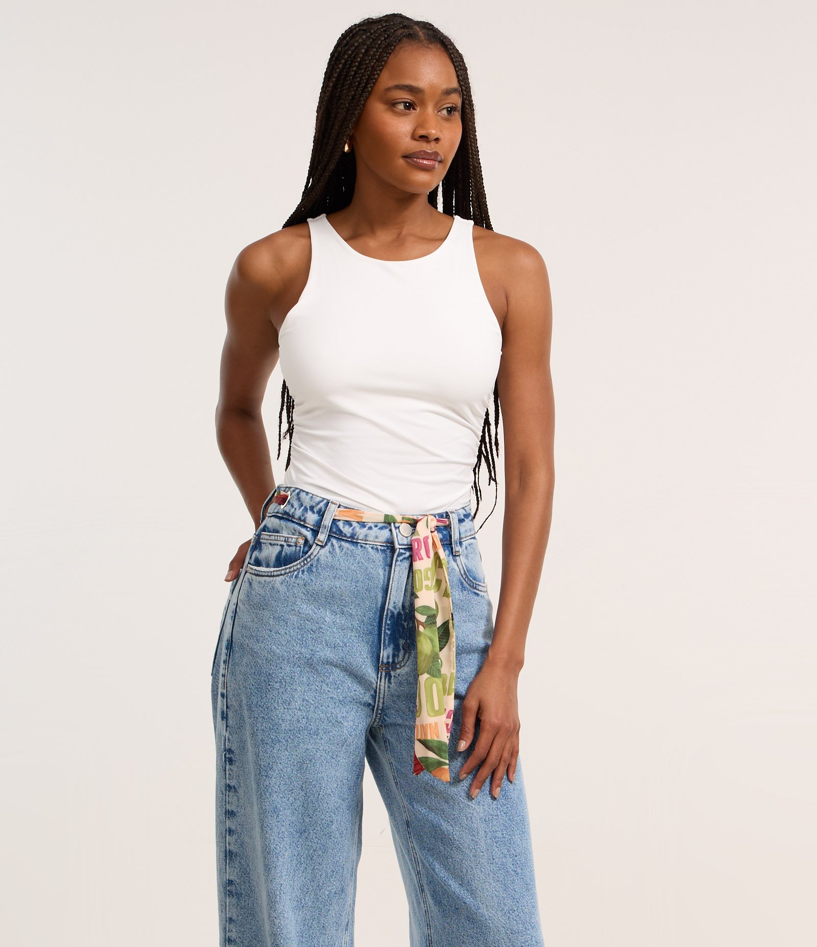 Calça Wide Leg em Jeans com Cinto Lenço e Ilhós Azul 2