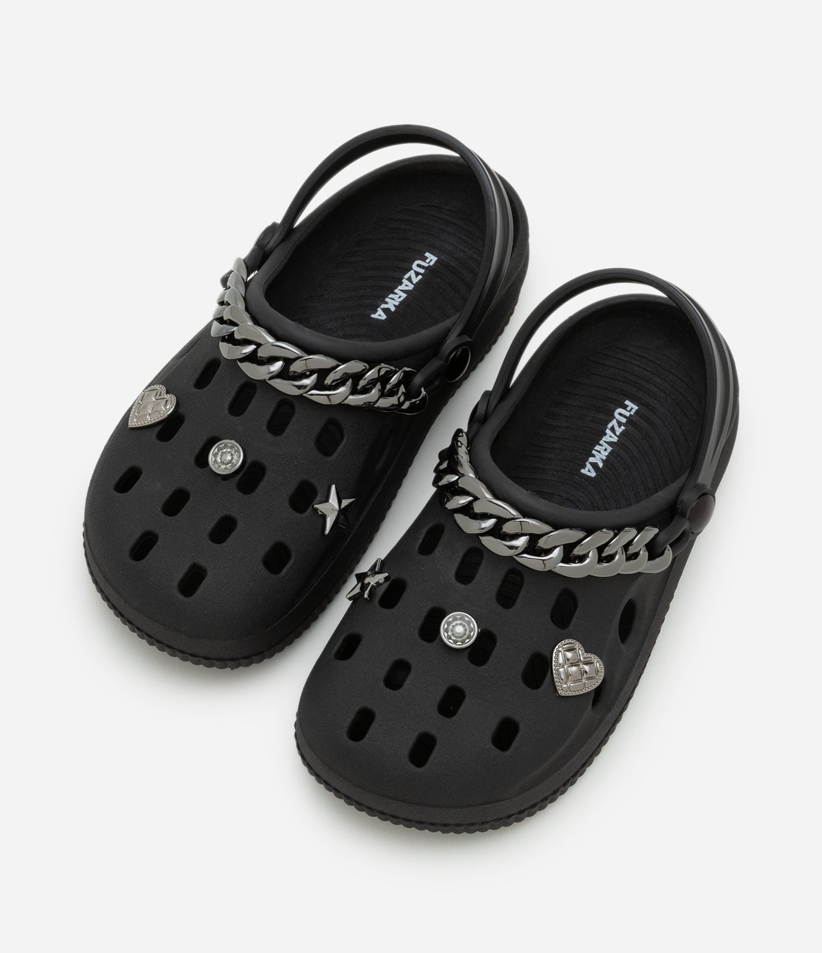 Sandália Babuche Infantil com Corrente e Pins Metalizados - Tam 28 a 35 Preto 1