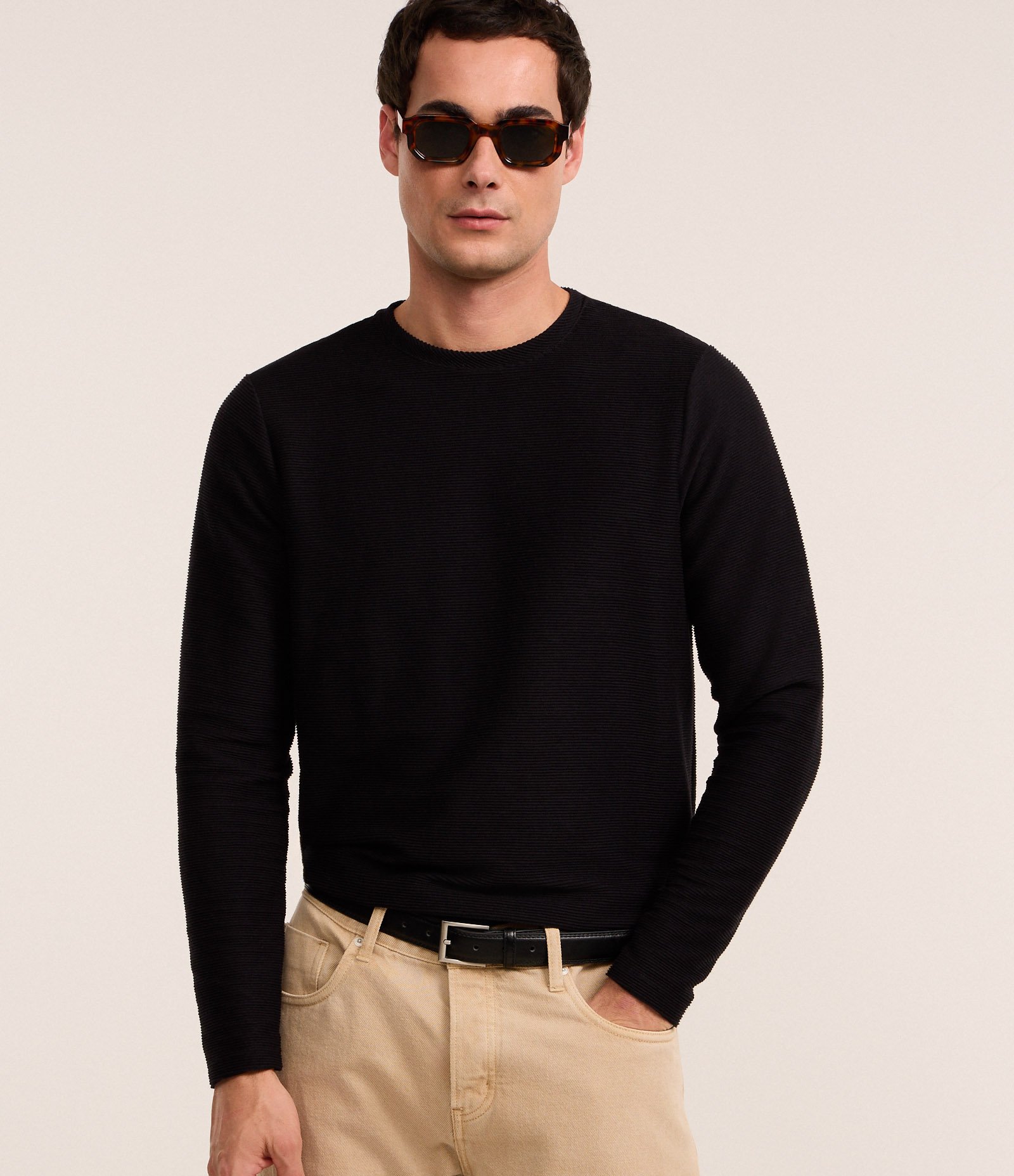 Camiseta com Textura Canelada Preto 1