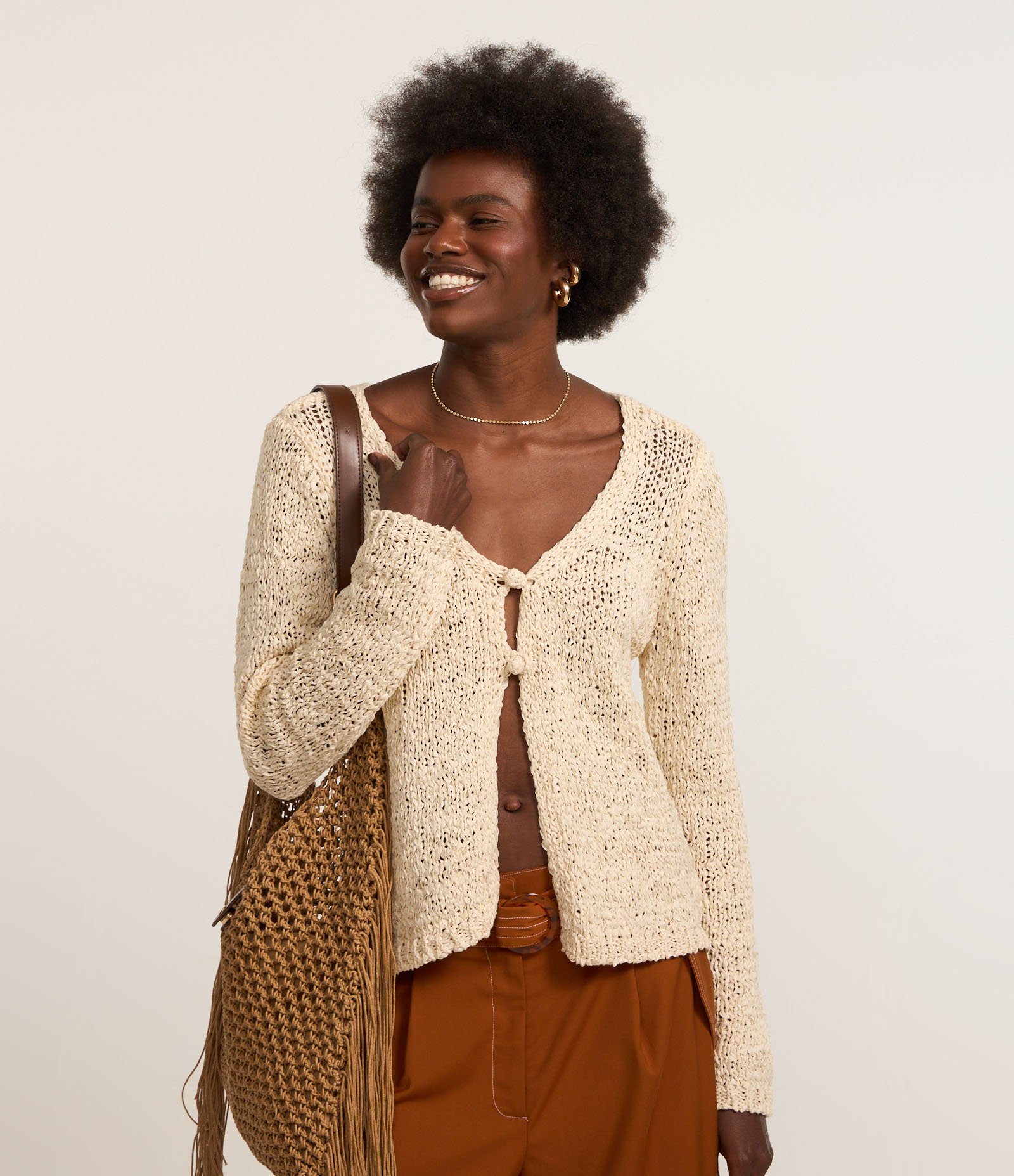 Cardigan em Tricô com Dois Botões Frontais Bege 1