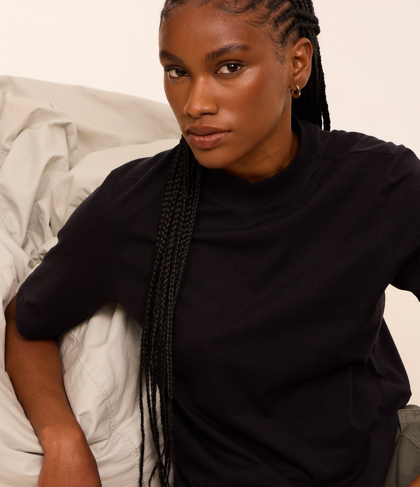 Camiseta em Algodão com Golinha Preto 3