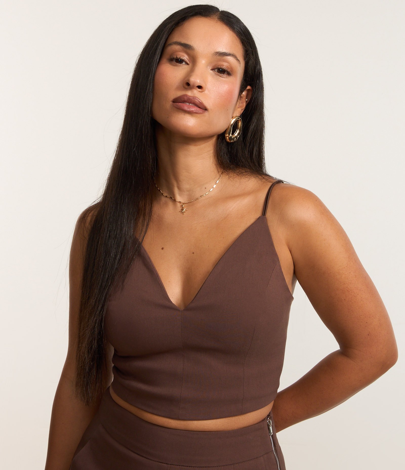 Blusa Cropped Corset em Bengaline com Decote V Marrom Chocolate 3