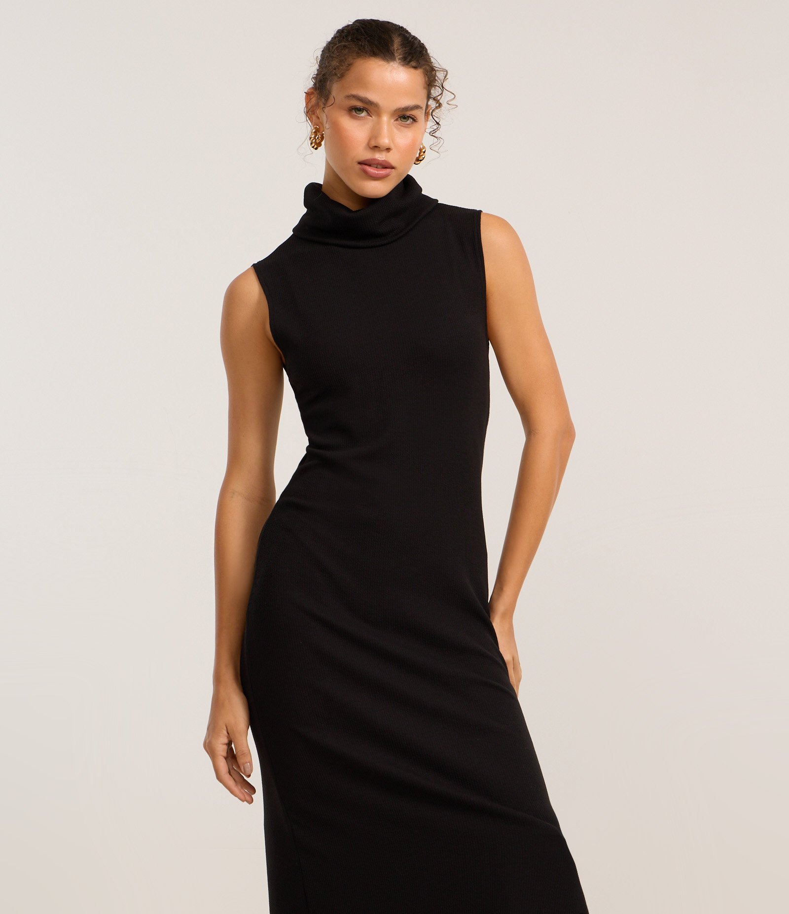 Vestido Long Midi em Anaruga com Gola Alta Preto 2