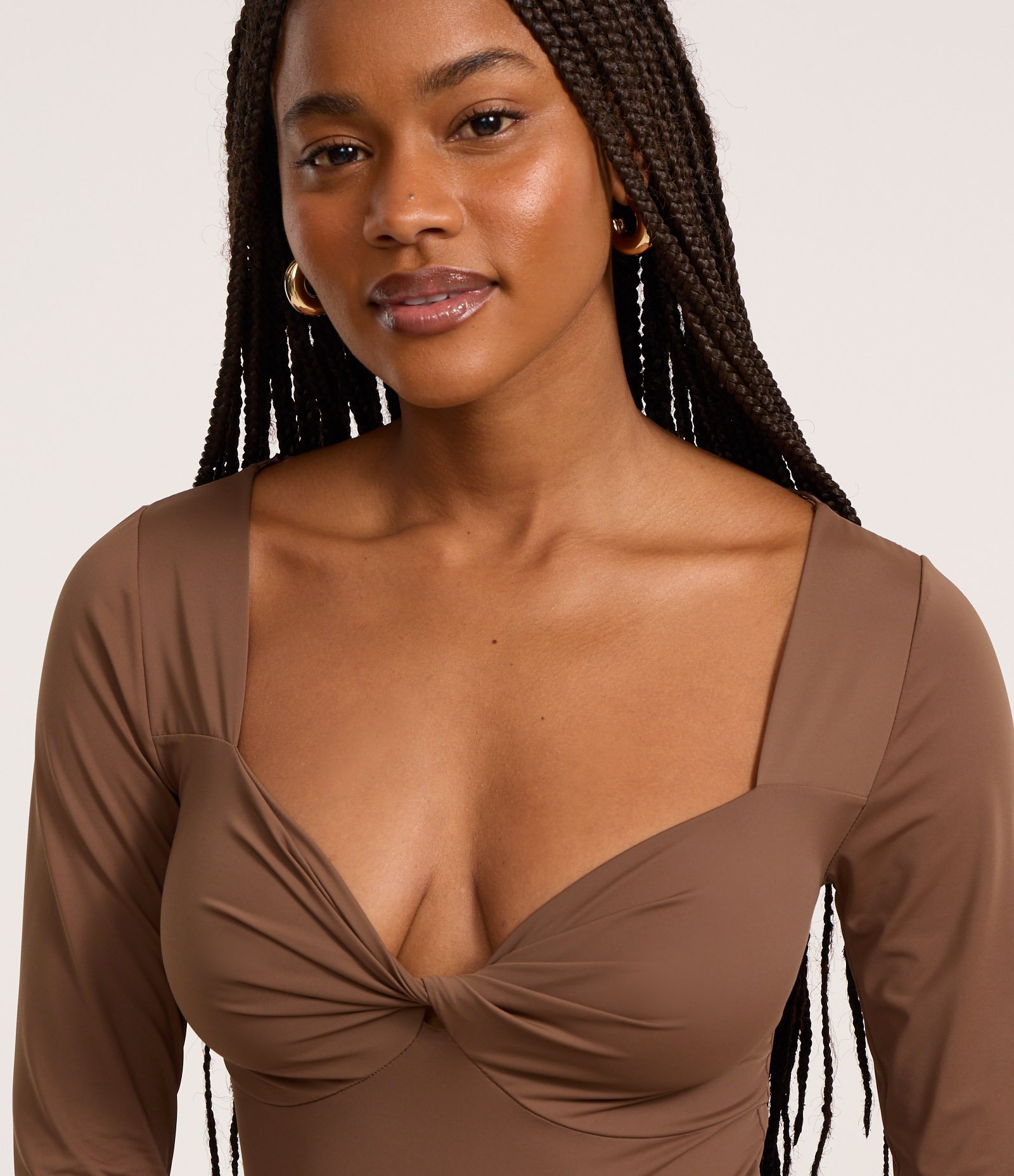 Body em Microfibra com Busto Torcido Marrom 3