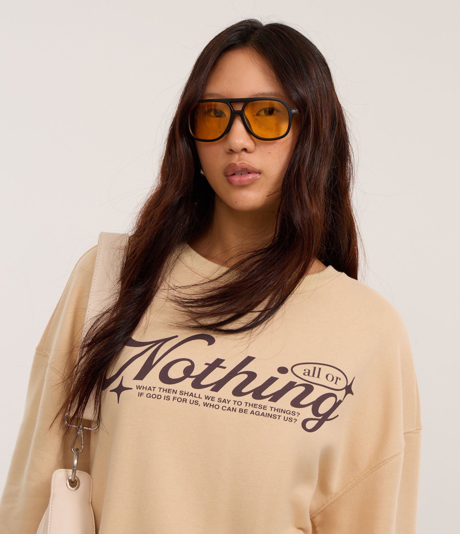 Moletom Regular com Forro Quentinho e Estampa Nothing Bege 1