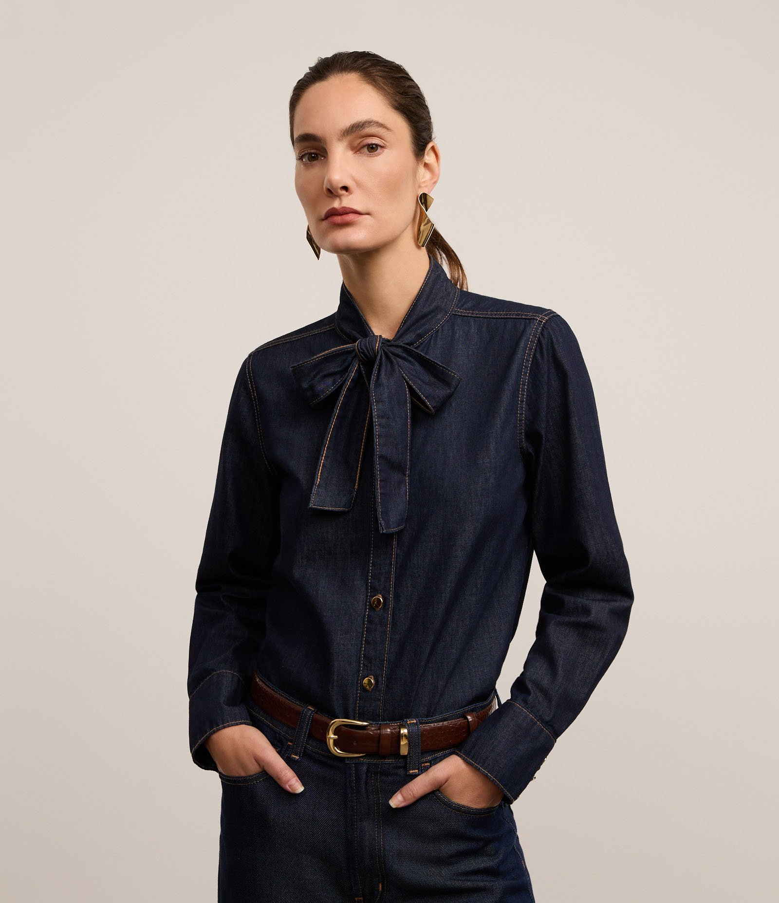 Camisa em Jeans com Laço na Gola e Botões Azul 1