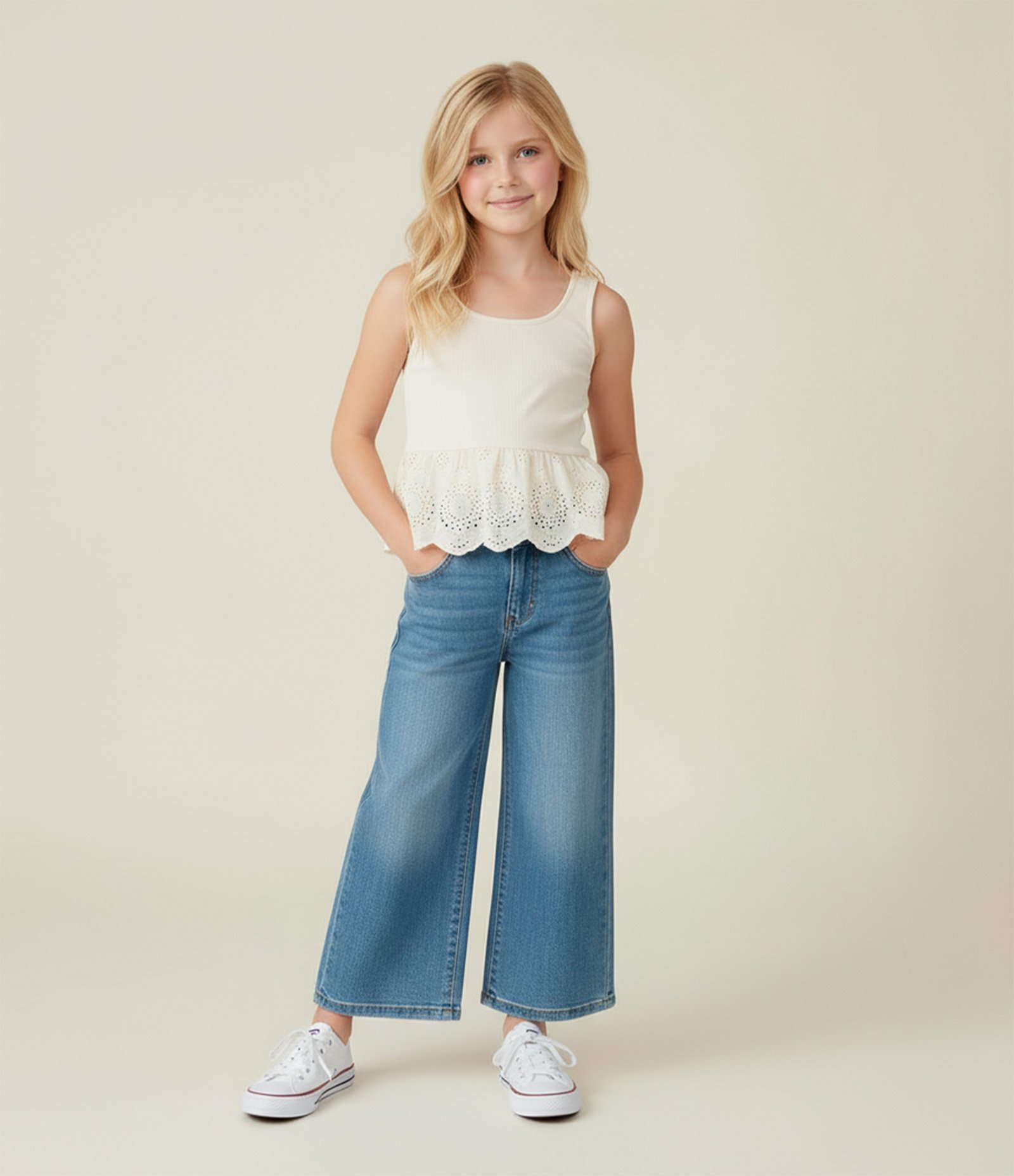 Blusa Canelada Infantil com Babado em Broderie - Tam 5 a 14 Anos Bege 1