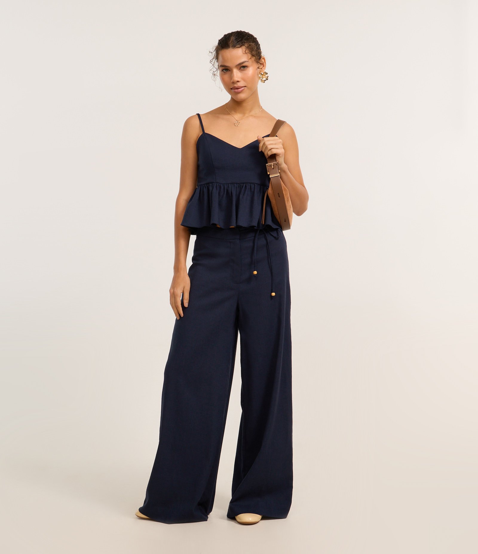 Calça Reta em Viscose e Linho com Amarração Lateral Azul Escuro 1