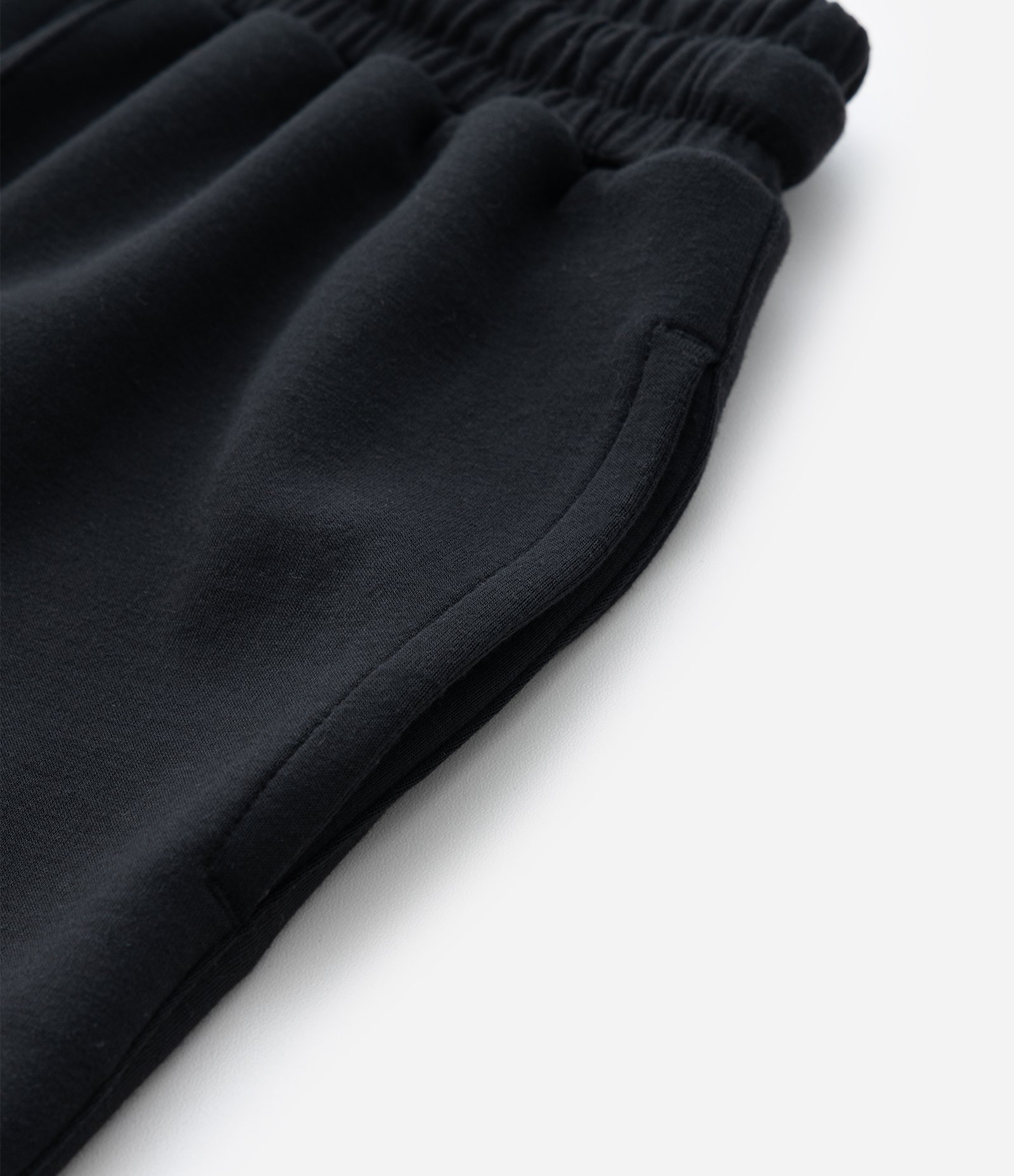 Bermuda Infantil em Modal com Bolsos - Tam 5 a 14 Anos Preto 8