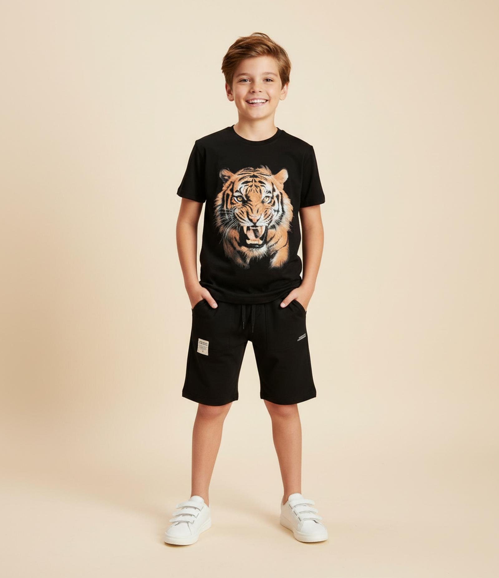 Bermuda Infantil em Modal com Bolsos - Tam 5 a 14 Anos Preto 1