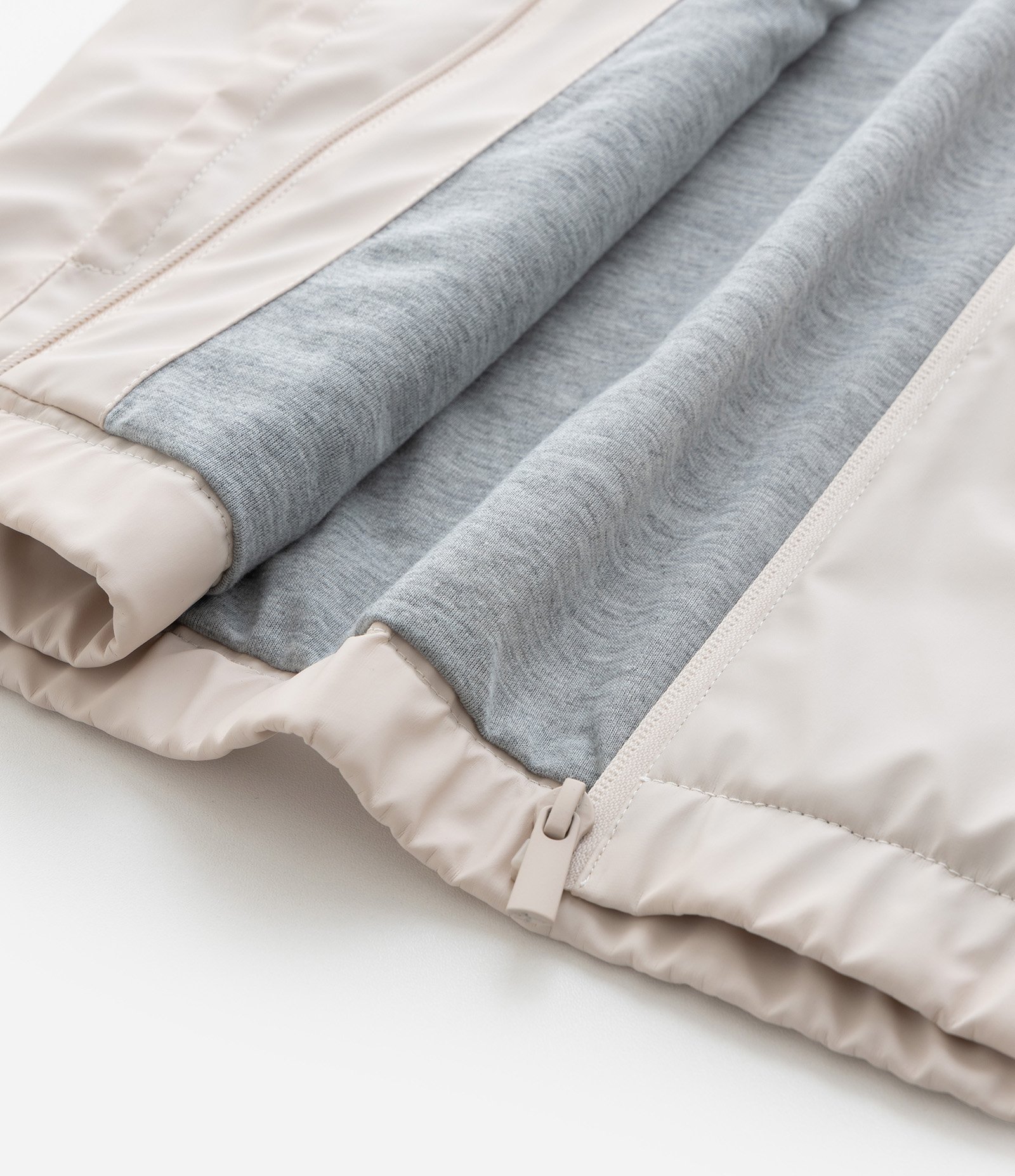 Jaqueta Infantil com Textura Emborrachada e Capuz - Tam 5 a 14 Anos Bege 5