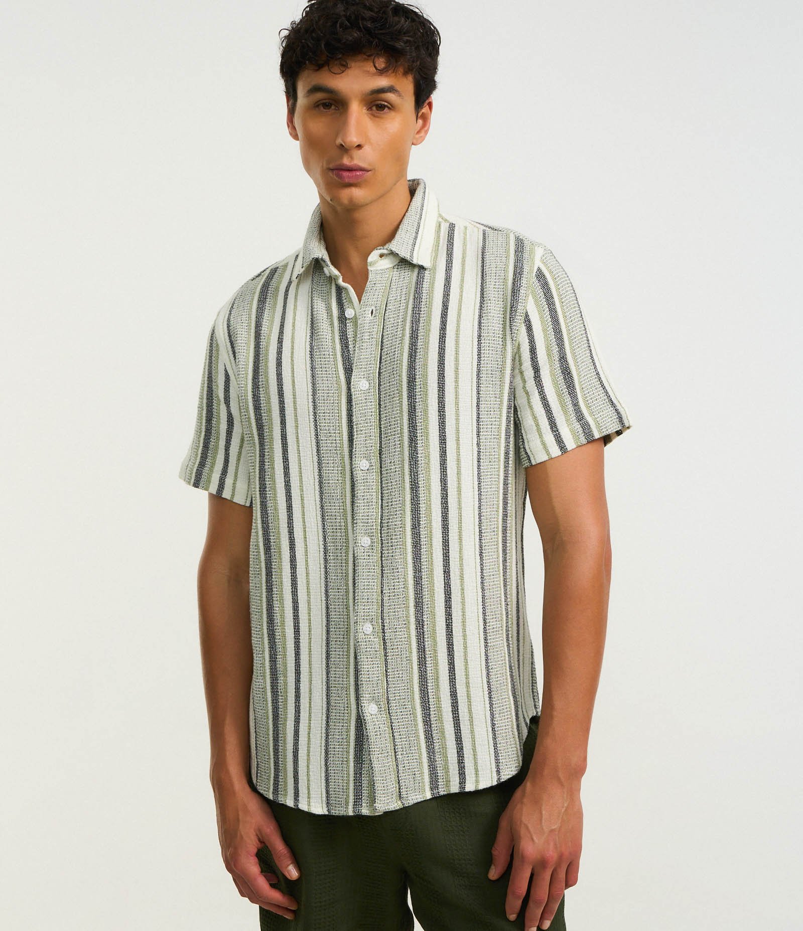 Camisa em Algodão com Textura e Listras Verde 3