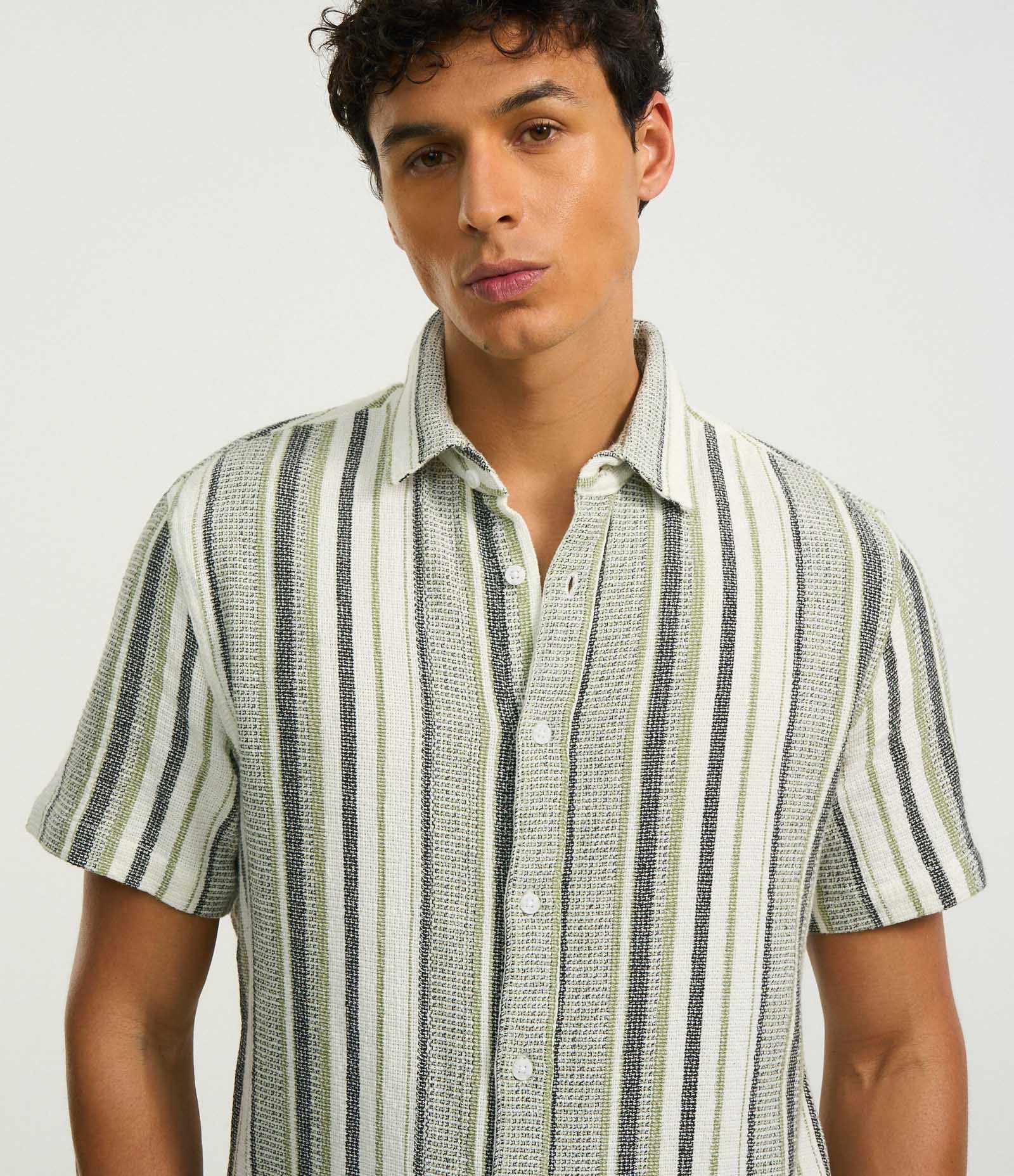 Camisa em Algodão com Textura e Listras Verde 5