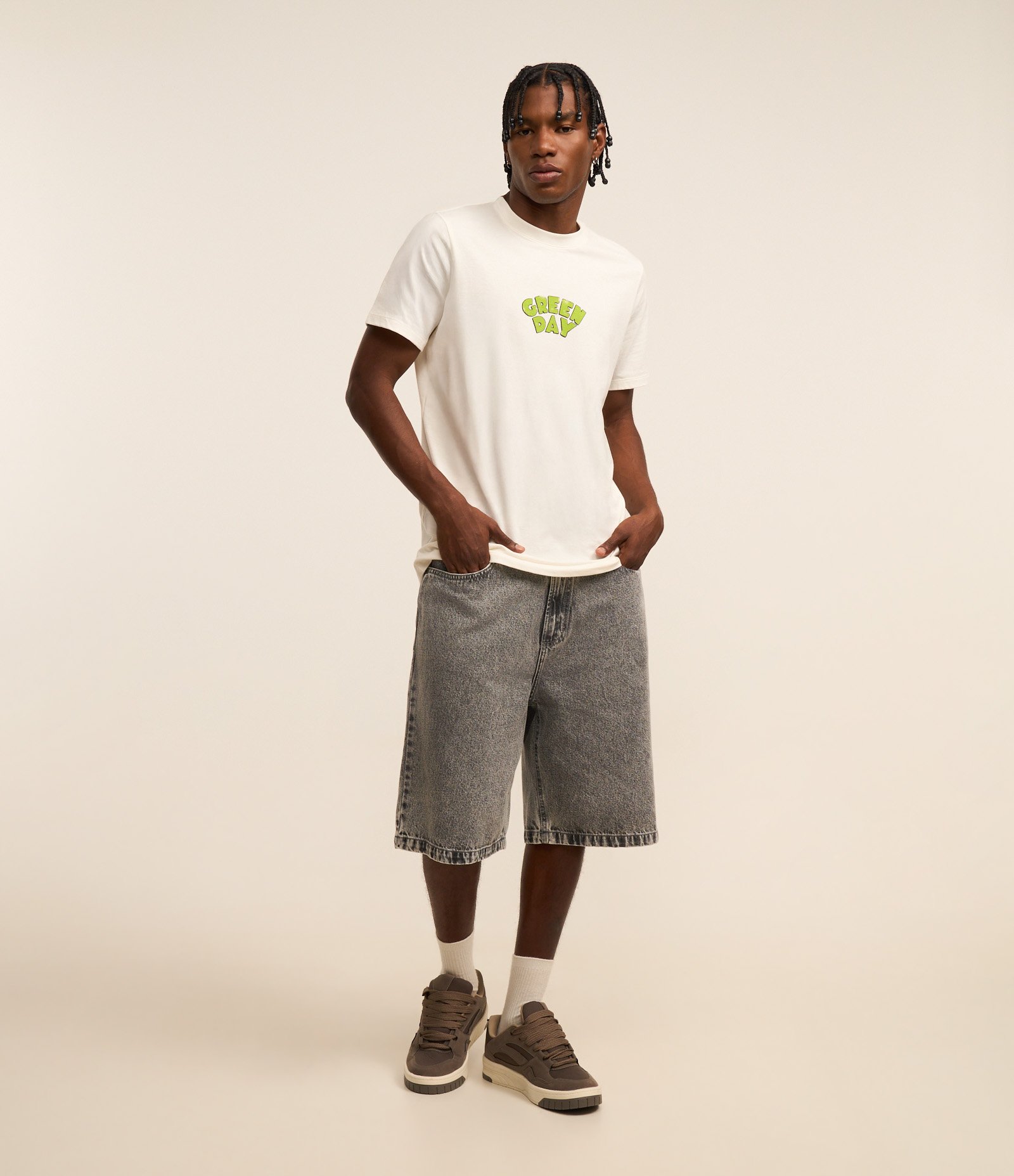 Camiseta Regular em Algodão com Estampa Green Day Off White 3