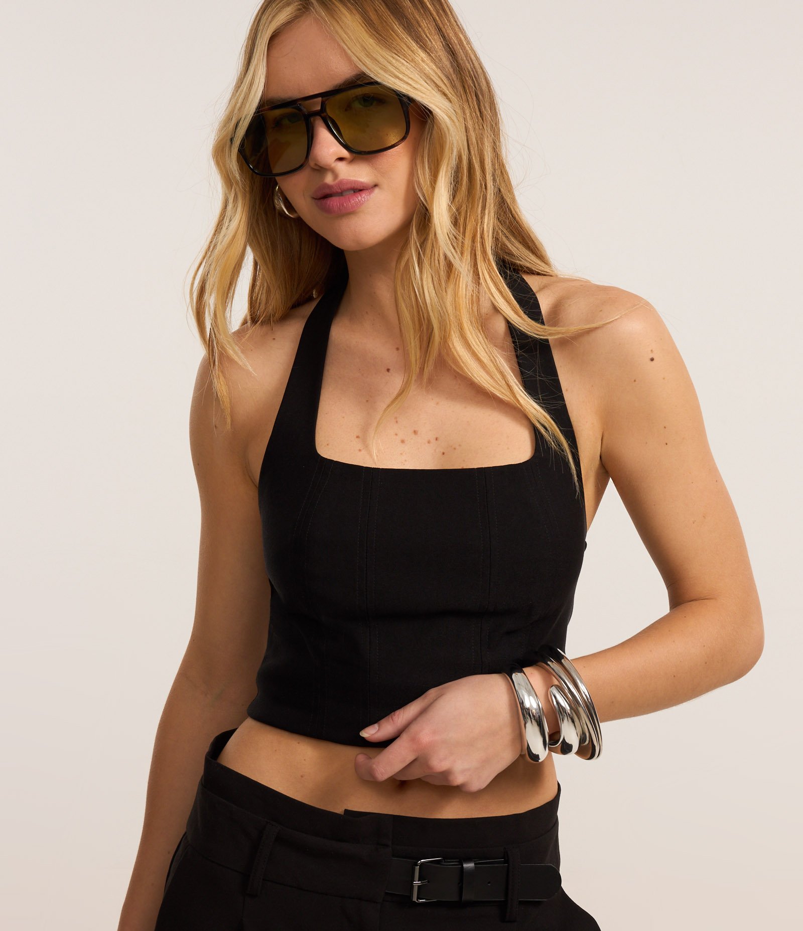 Blusa Cropped em Bengaline Frente Única Preto 1