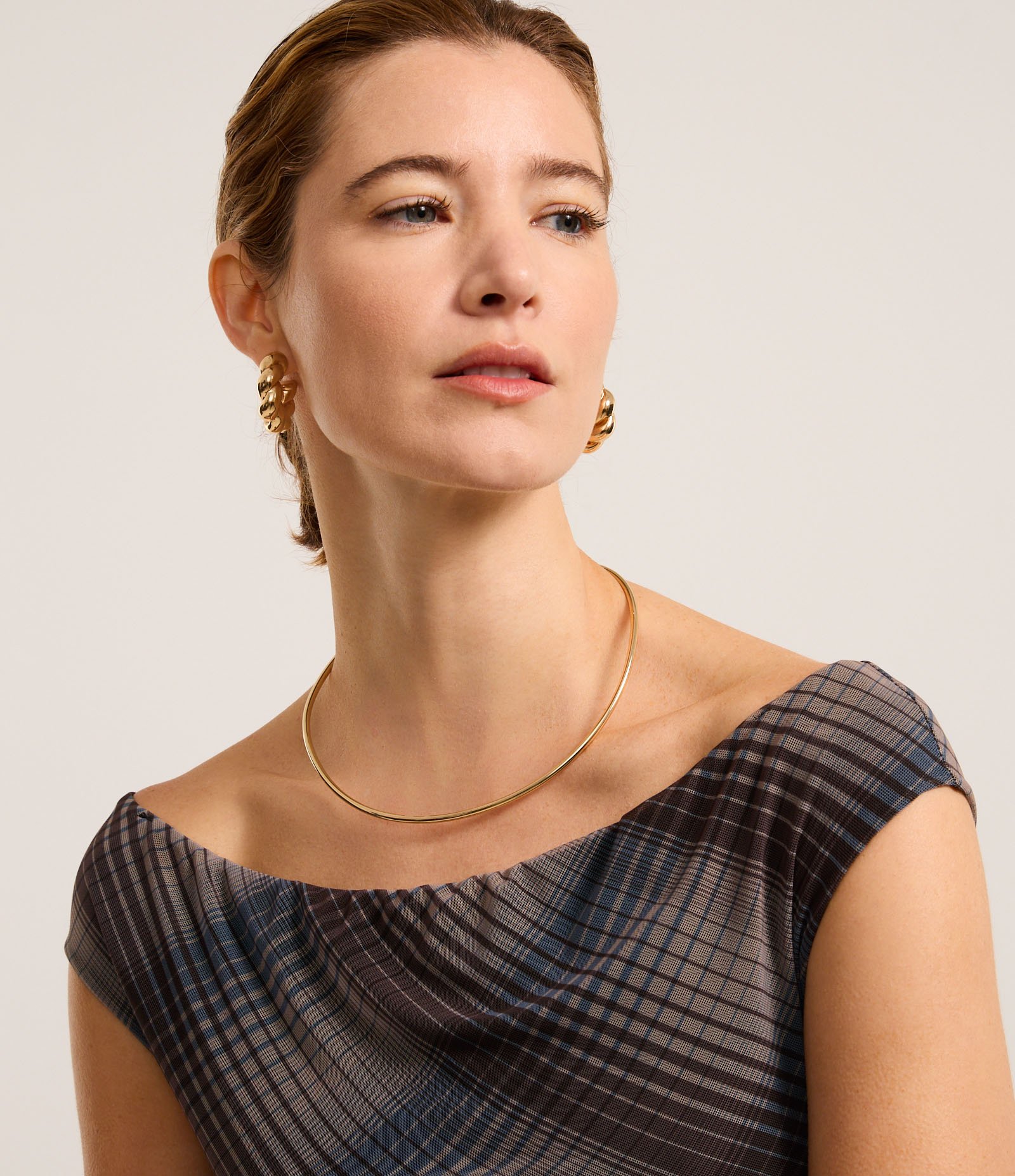 Vestido Midi Ombro a Ombro em Tule com Estampa Xadrez Cinza/Azul/Preto 4