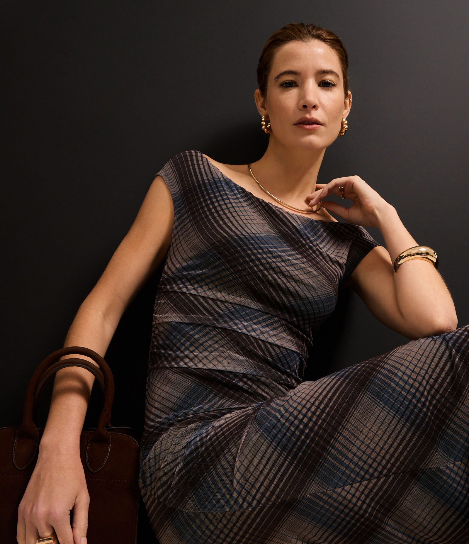 Vestido Midi Ombro a Ombro em Tule com Estampa Xadrez Cinza/Azul/Preto 5