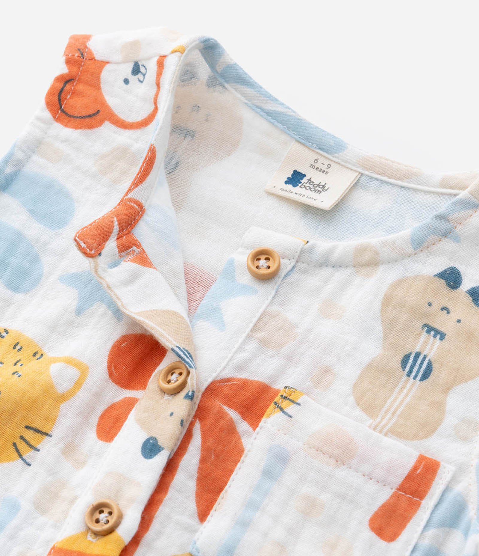 Macaquinho Infantil com Estampa de Bichinhos - Tam 0 a 18 Meses Bege 5