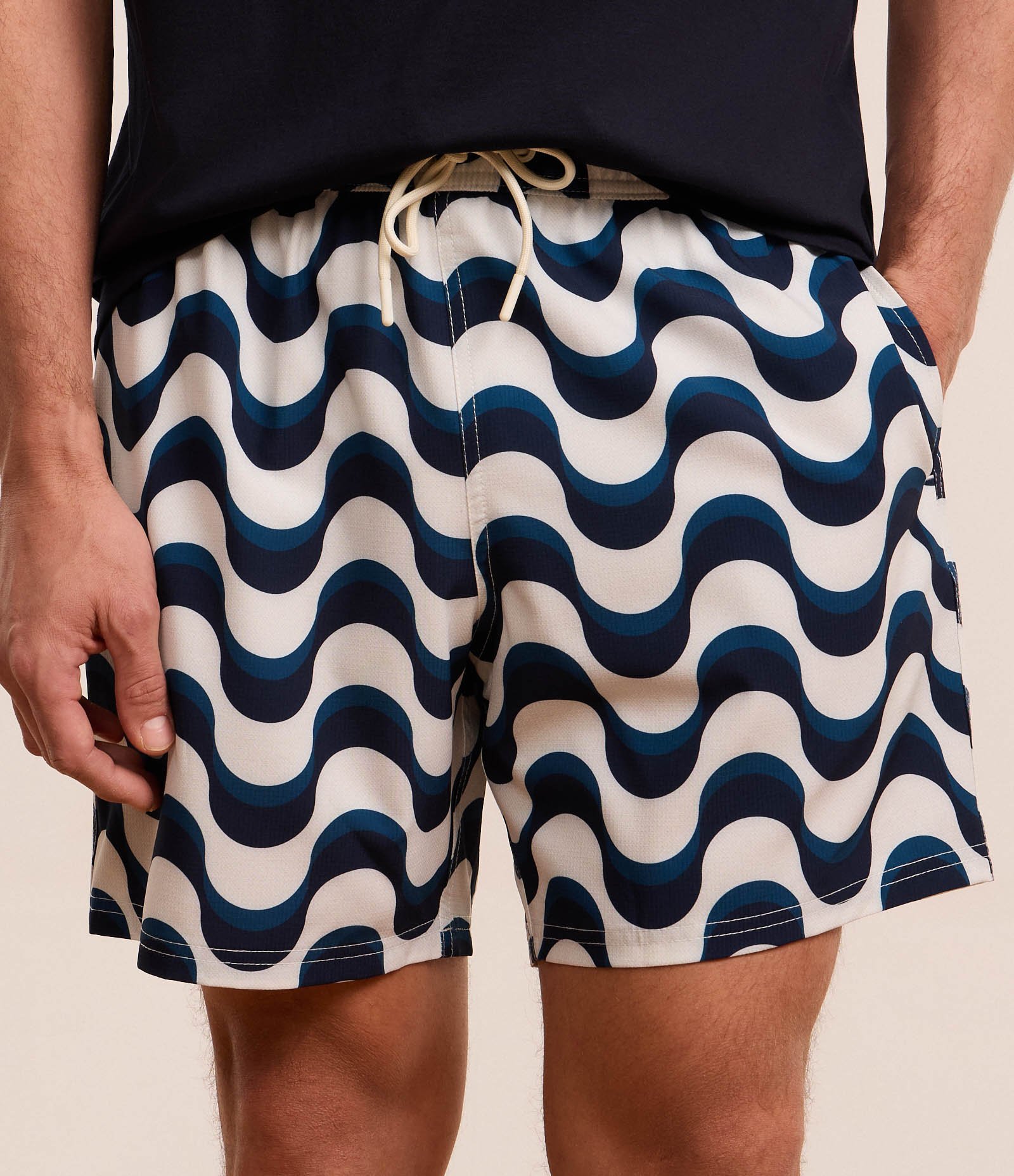 Bermuda de Banho em Ripstop com Estampa de Onda Branco/Azul/Preto 2