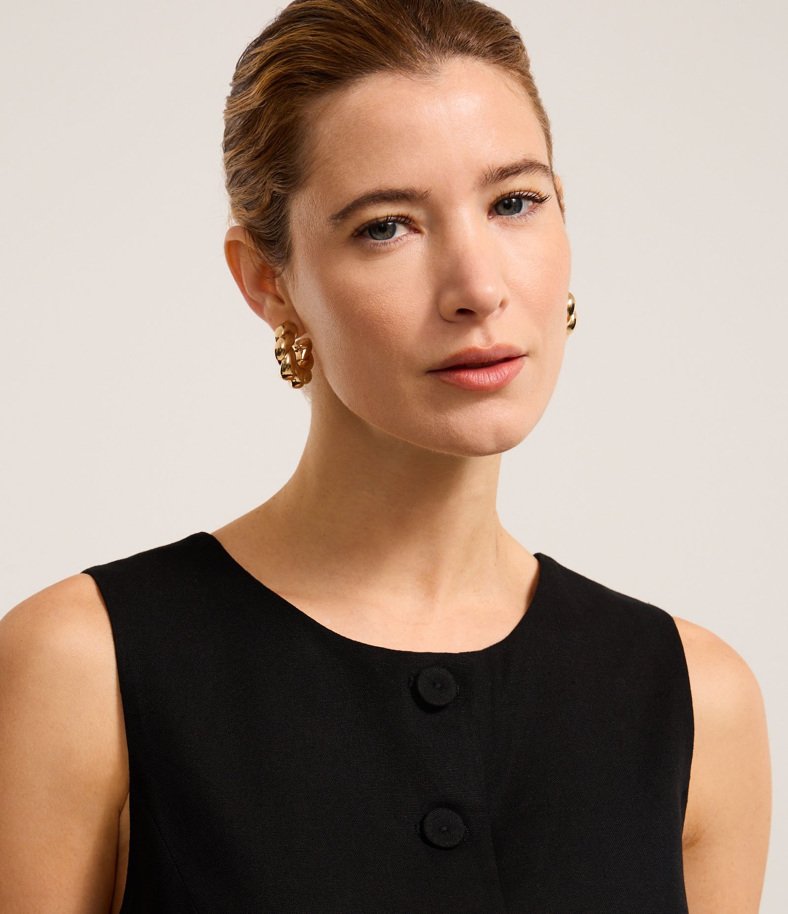 Colete Longo em Viscolinho com Botões Forrados e Lapelas Preto 5