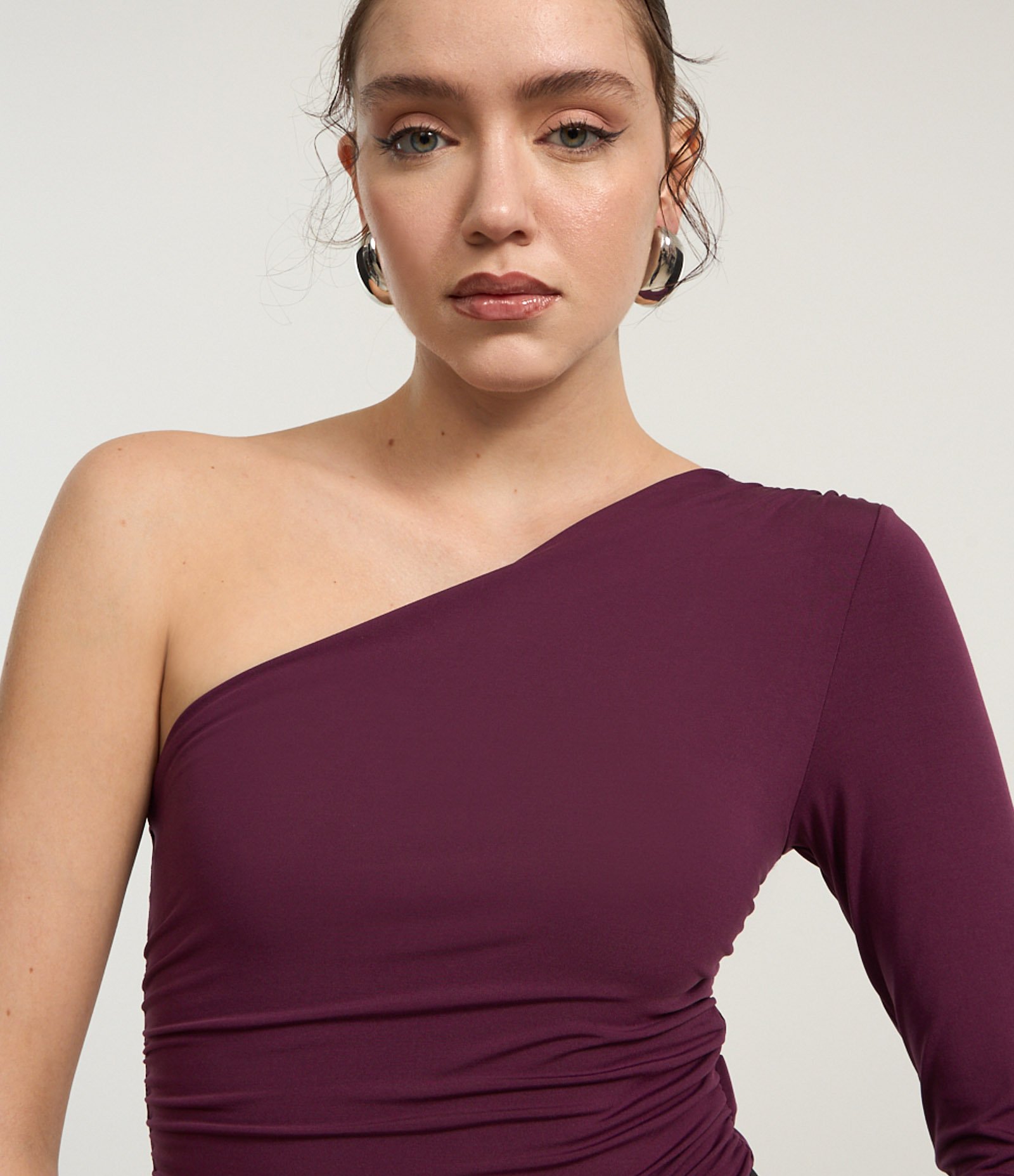 Body com Um Ombro Só e Drapeados Laterais Roxo 3