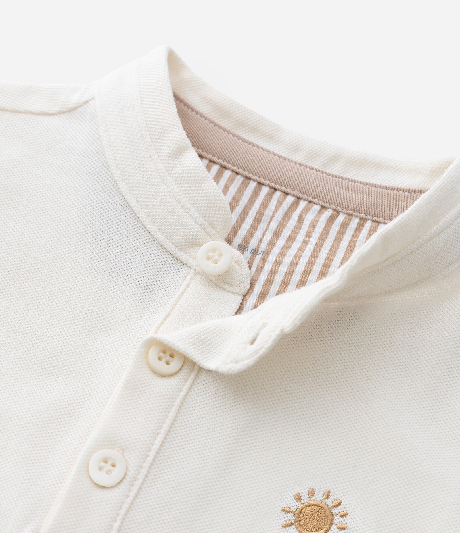 Conjunto Infantil em Piquet com Bordado de Sol Under The Sun - Tam 1 a 6 Anos Branco/Bege 11