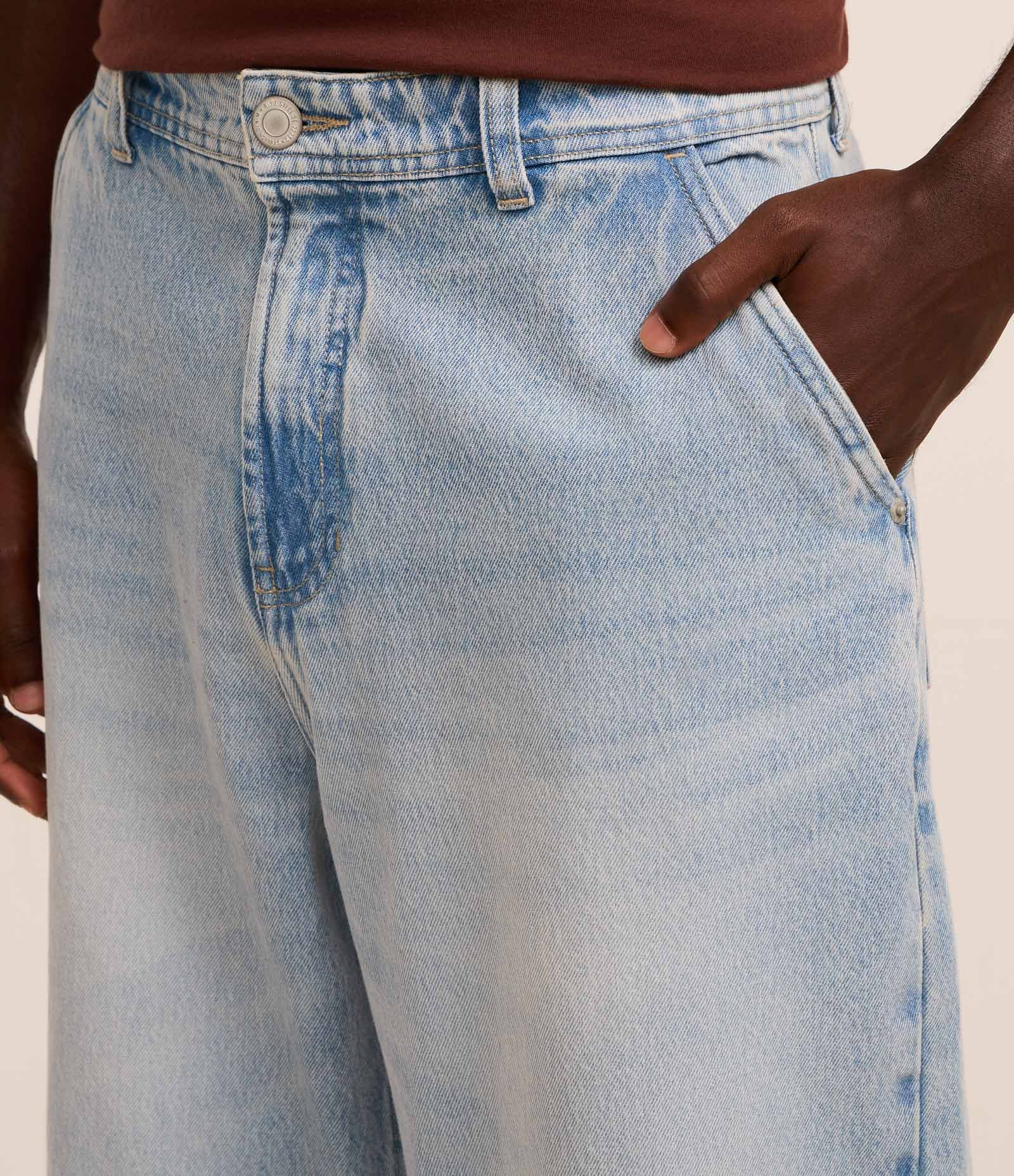 Calça Super Baggy em Jeans com Bolso Faca Frontal Azul Claro 3