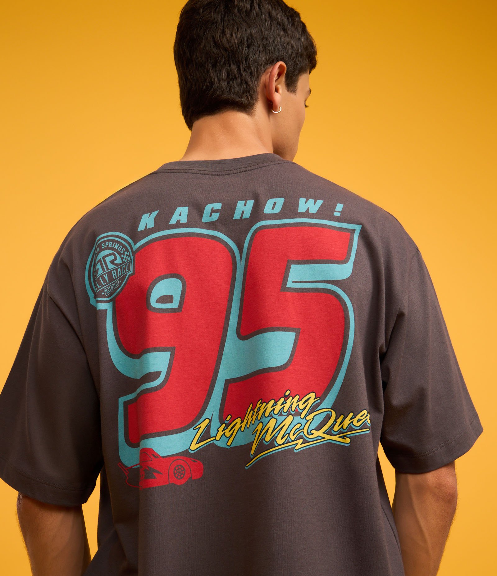 Camiseta Boxy em Algodão com Estampa do Relâmpago Mc Queen Cinza 2