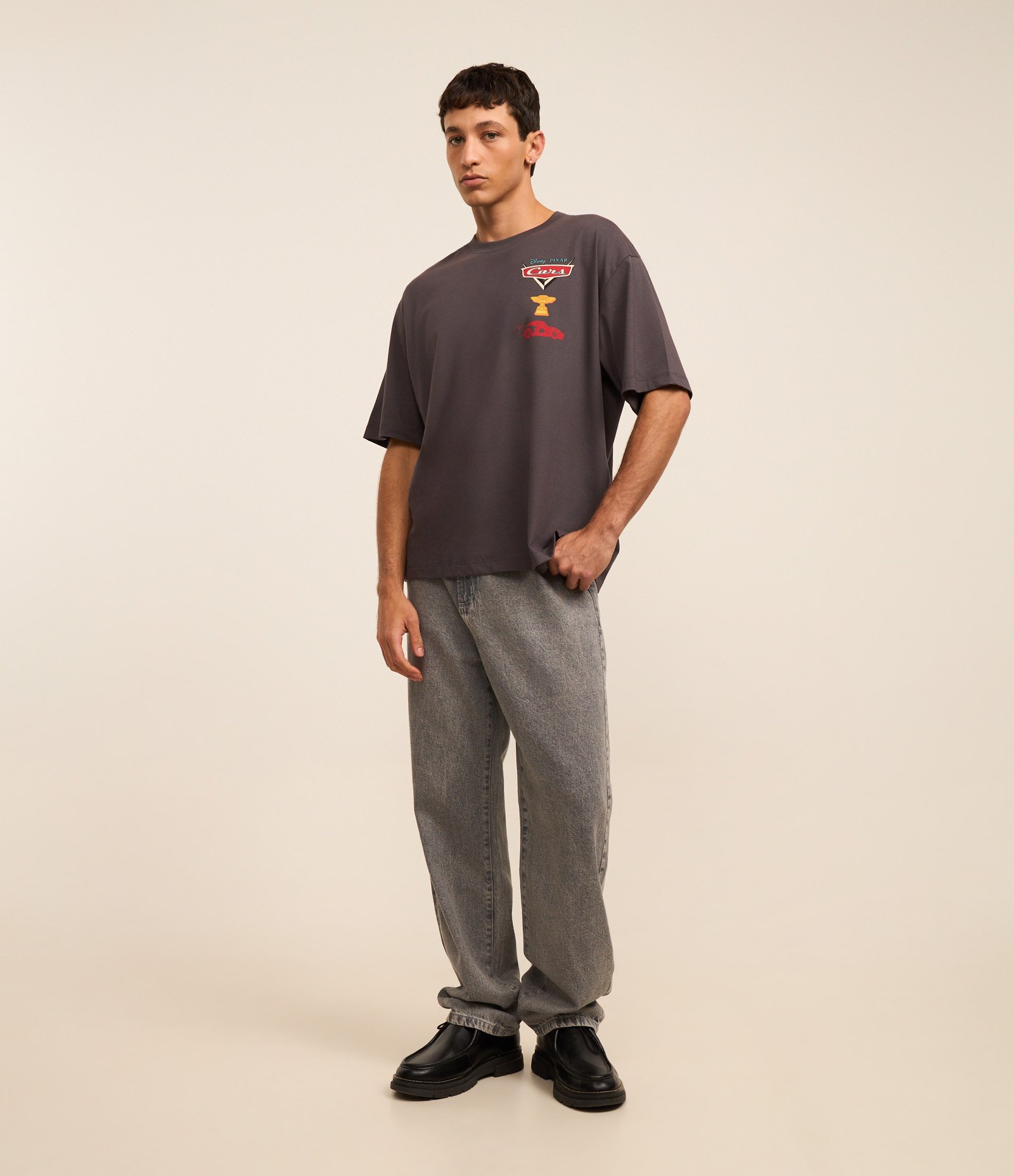 Camiseta Boxy em Algodão com Estampa do Relâmpago Mc Queen Cinza 3