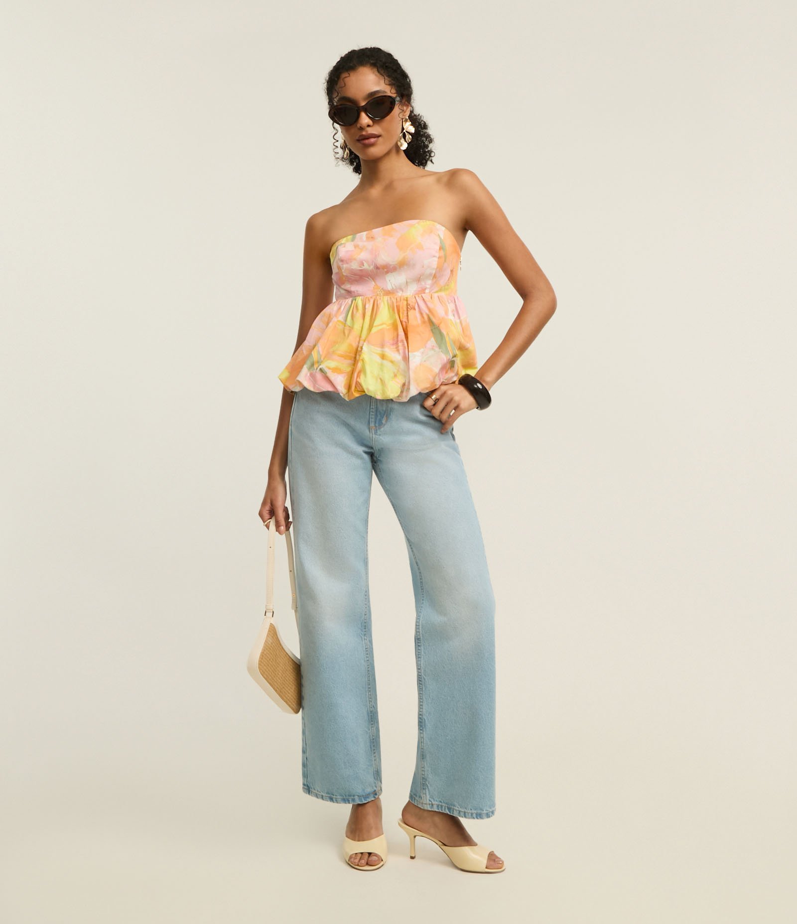 Blusa Balonê Sem Alça em Tricoline com Estampa Floral Laranja/Amarelo/Rosa 2