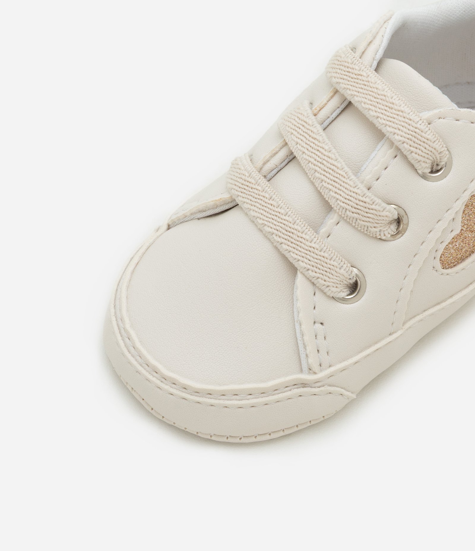 Tênis Infantil com Recortes em Formato Coração - Tam 15 a 19 Bege 4