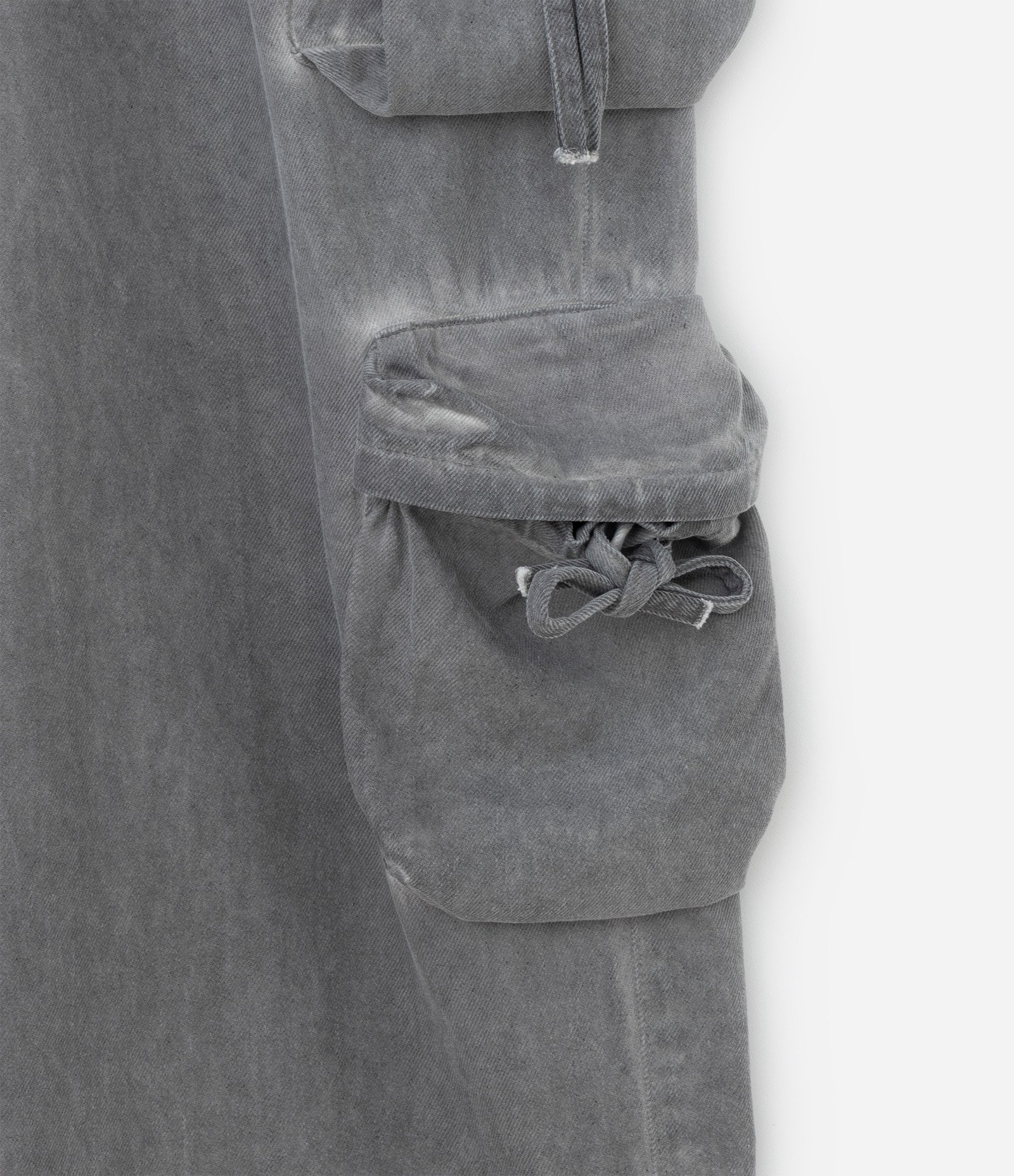 Calça Super Baggy em Sarja Estonada com Lavagem Cinza 8