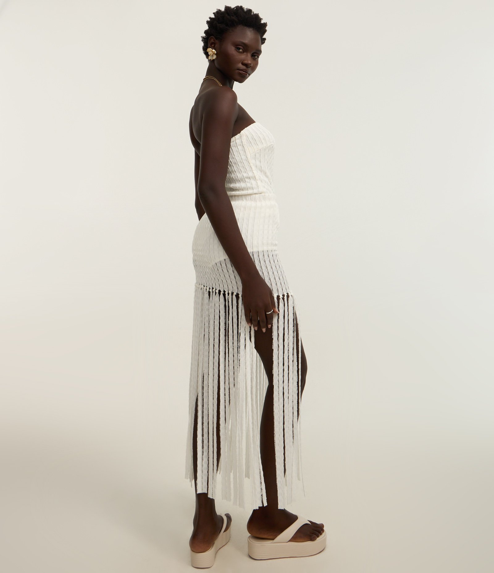 Body Texturizado com Decote Tomara que Caia Branco 2