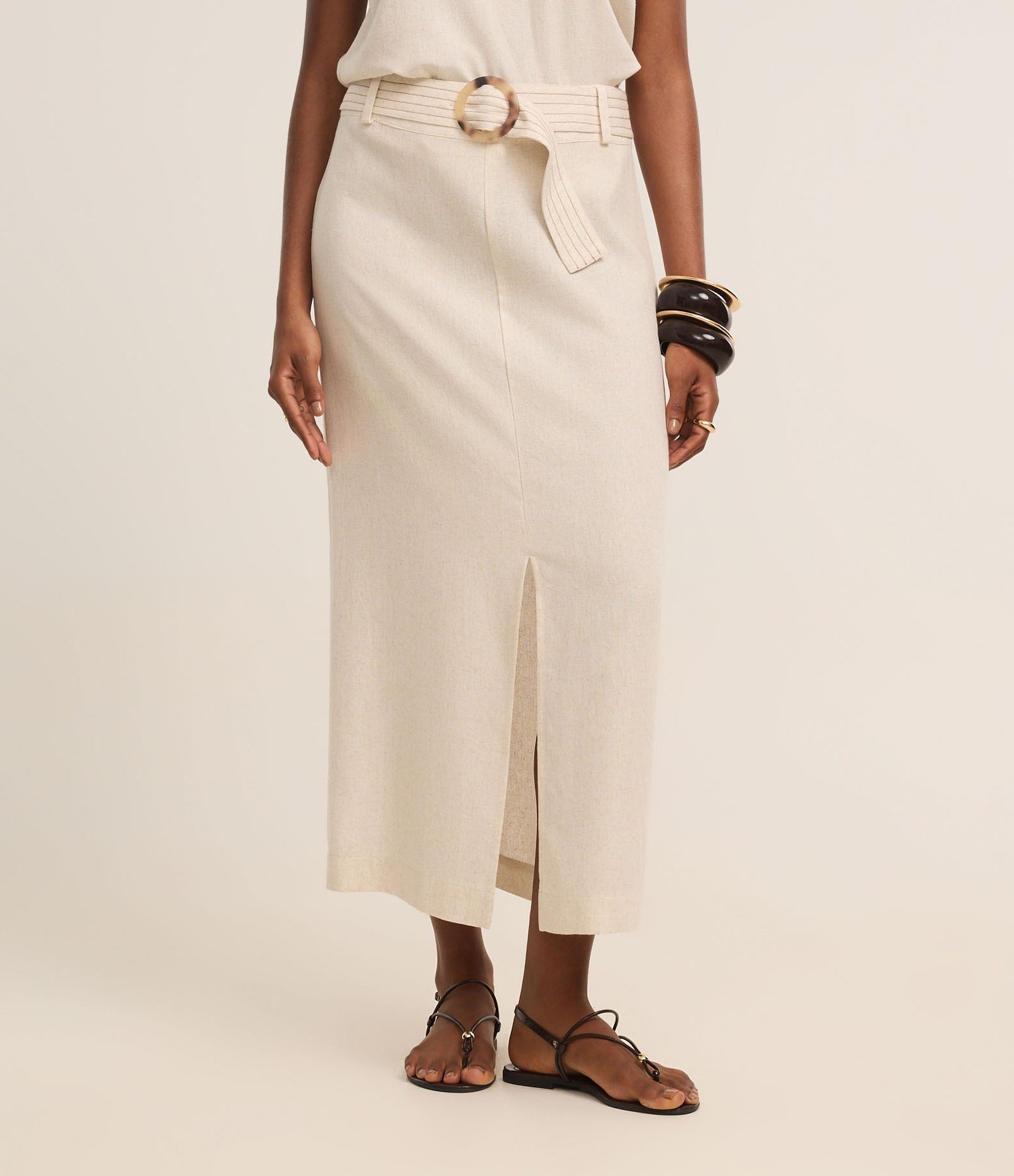 Saia Midi Reta em Viscolinho com Fenda e Cinto Bege 3