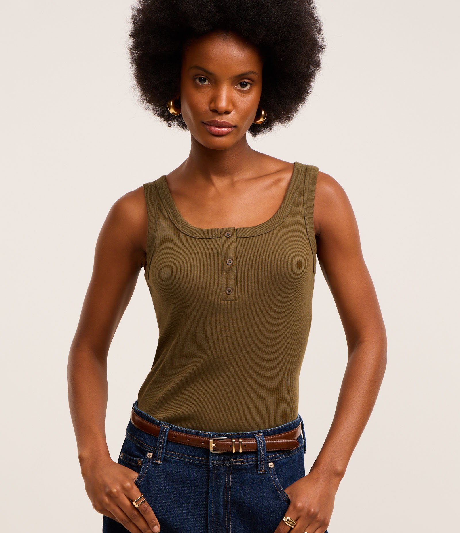 Blusa Regata em Ribana com Meia Vista de Botões Verde 2