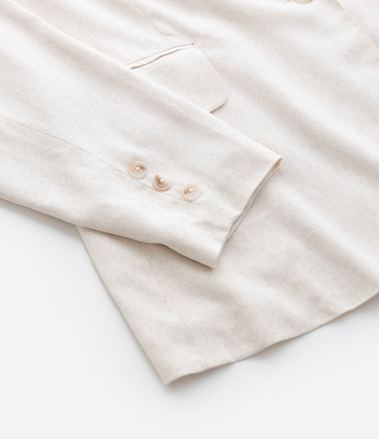 Blazer Alongado em Viscolinho com Botão Único Curve & Plus Size Off White 8