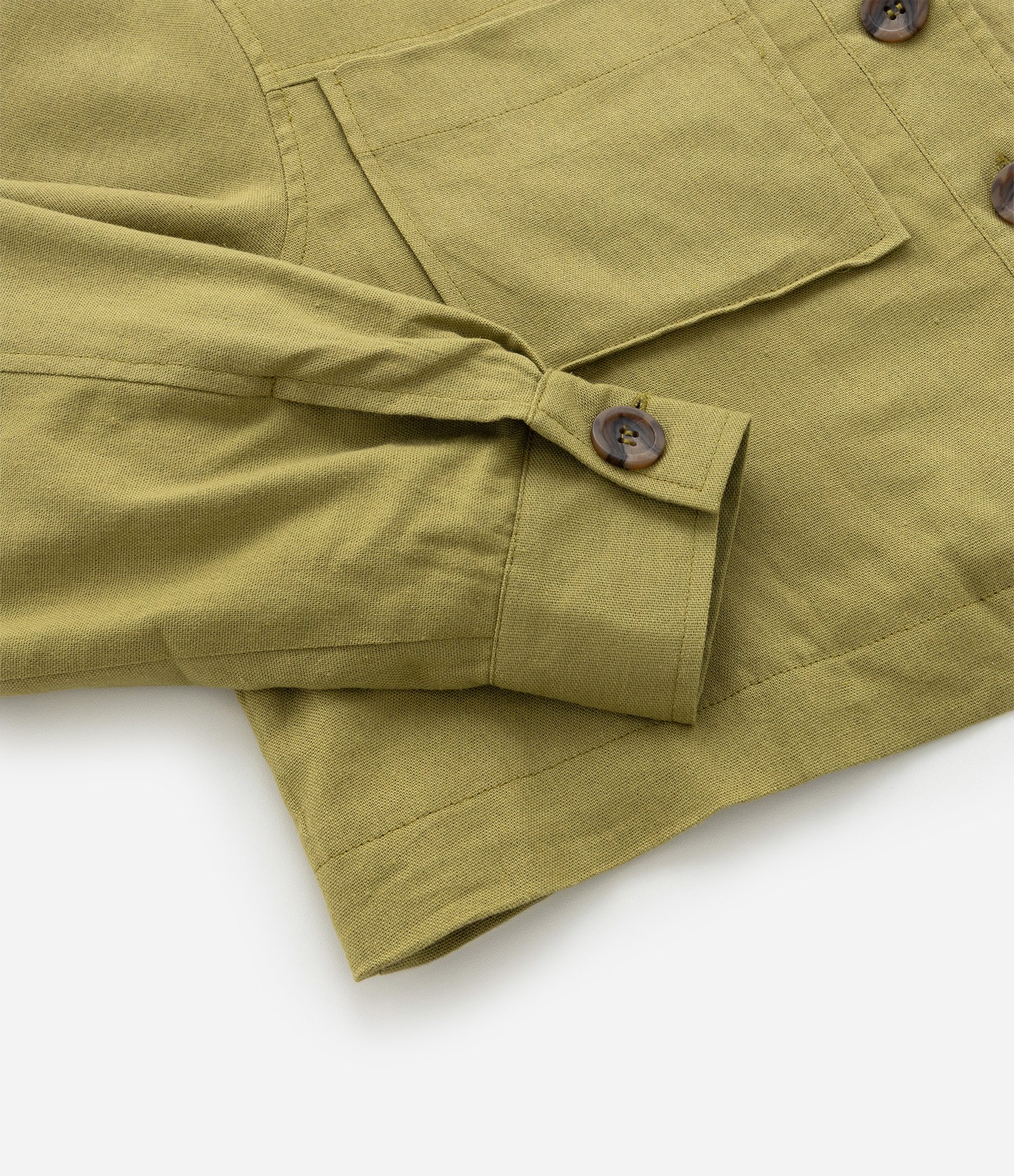 Jaqueta em Viscolinho com Bolsos Curve & Plus Size Verde 8