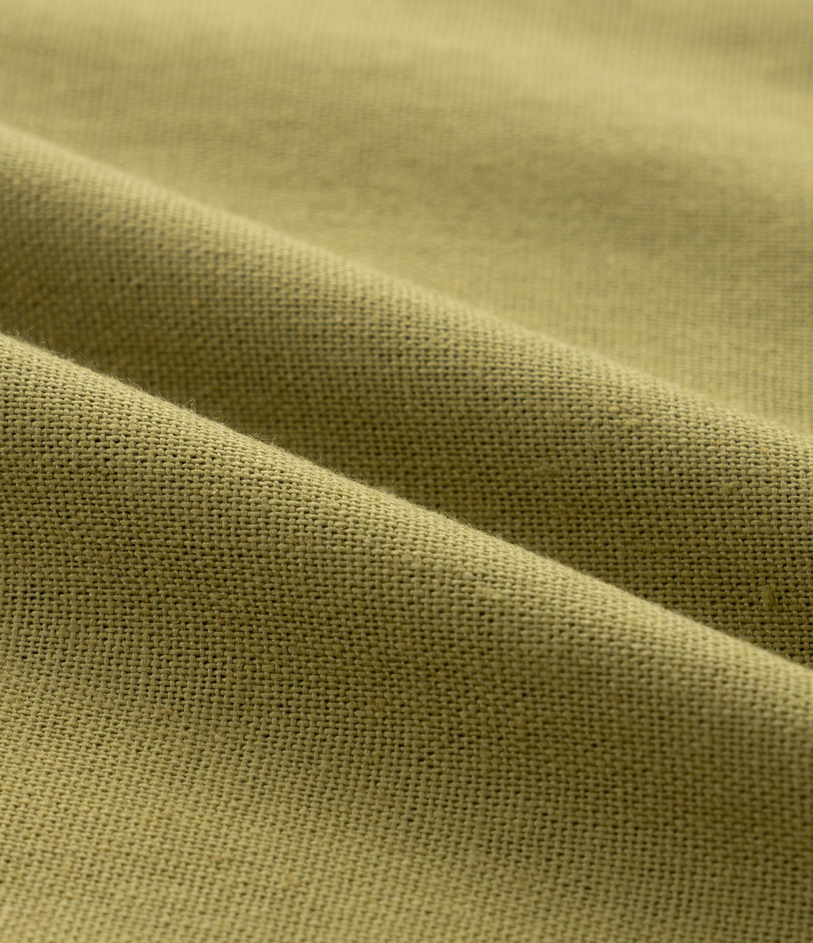 Calça Cenoura em Viscolinho com Pregas Curve & Plus Size Verde 7