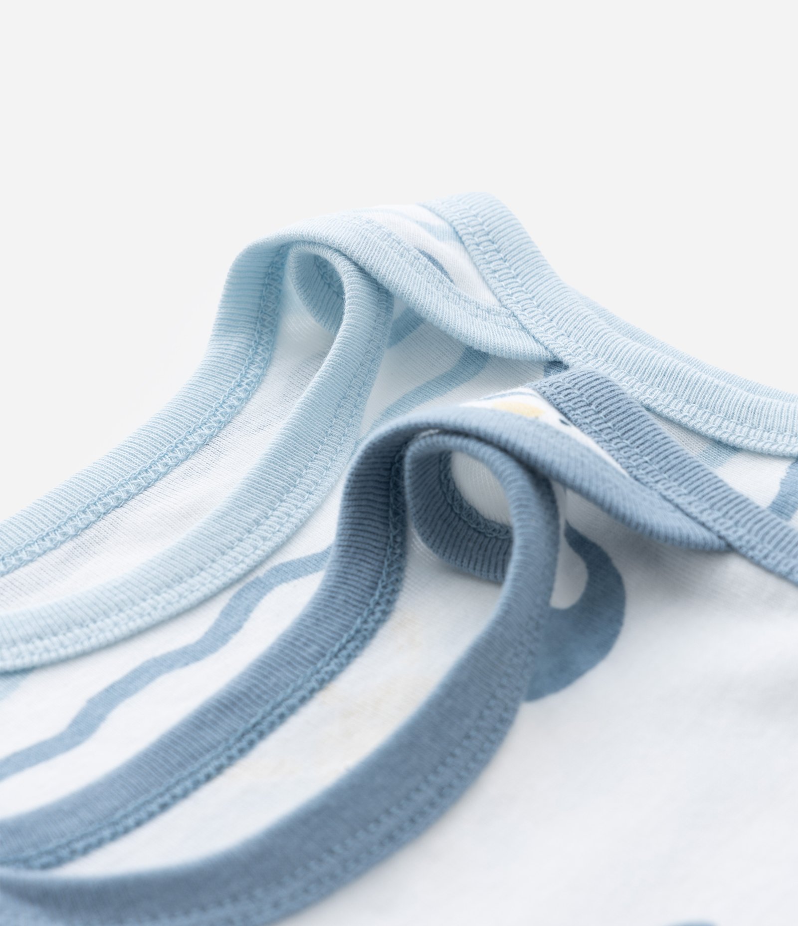 Kit 02 Bodies Infantis em Ribana com Estampa - Tam 0 a 18 meses Branco/Azul 5