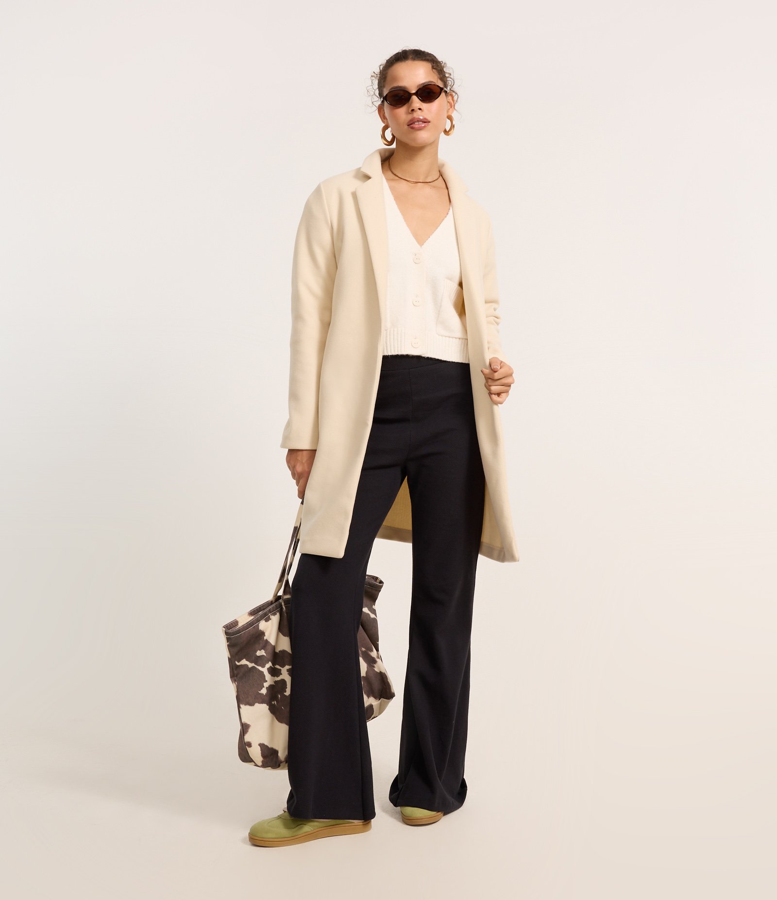 Calça Flare em Algodão com Elástico no Cós Preto 1