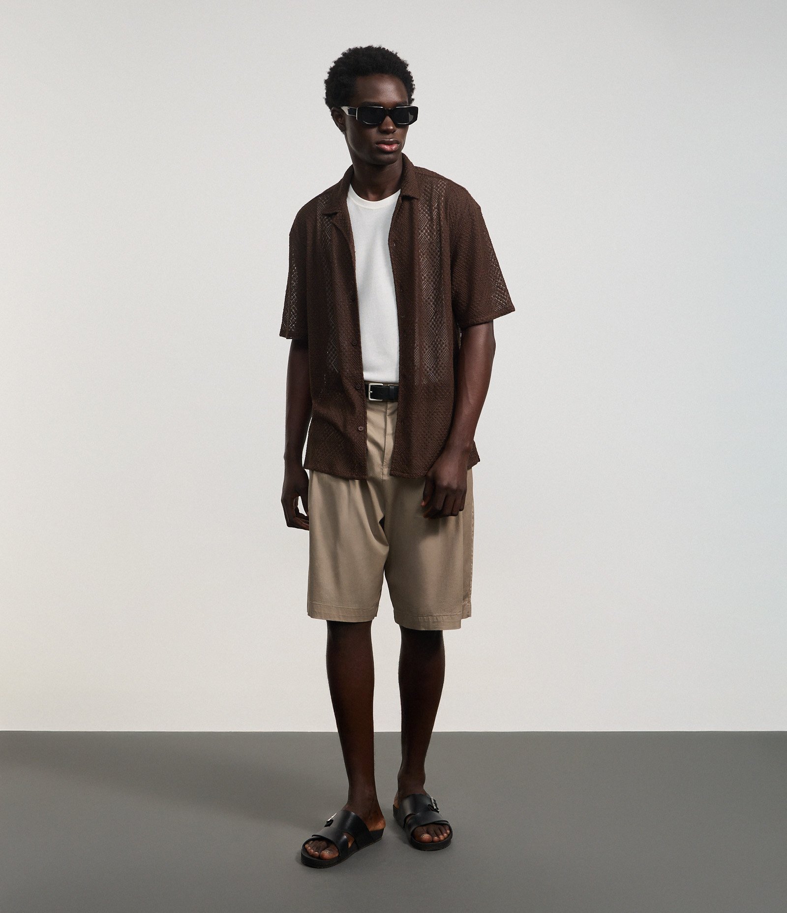 Camisa Boxy de Tule Bordado Marrom 2